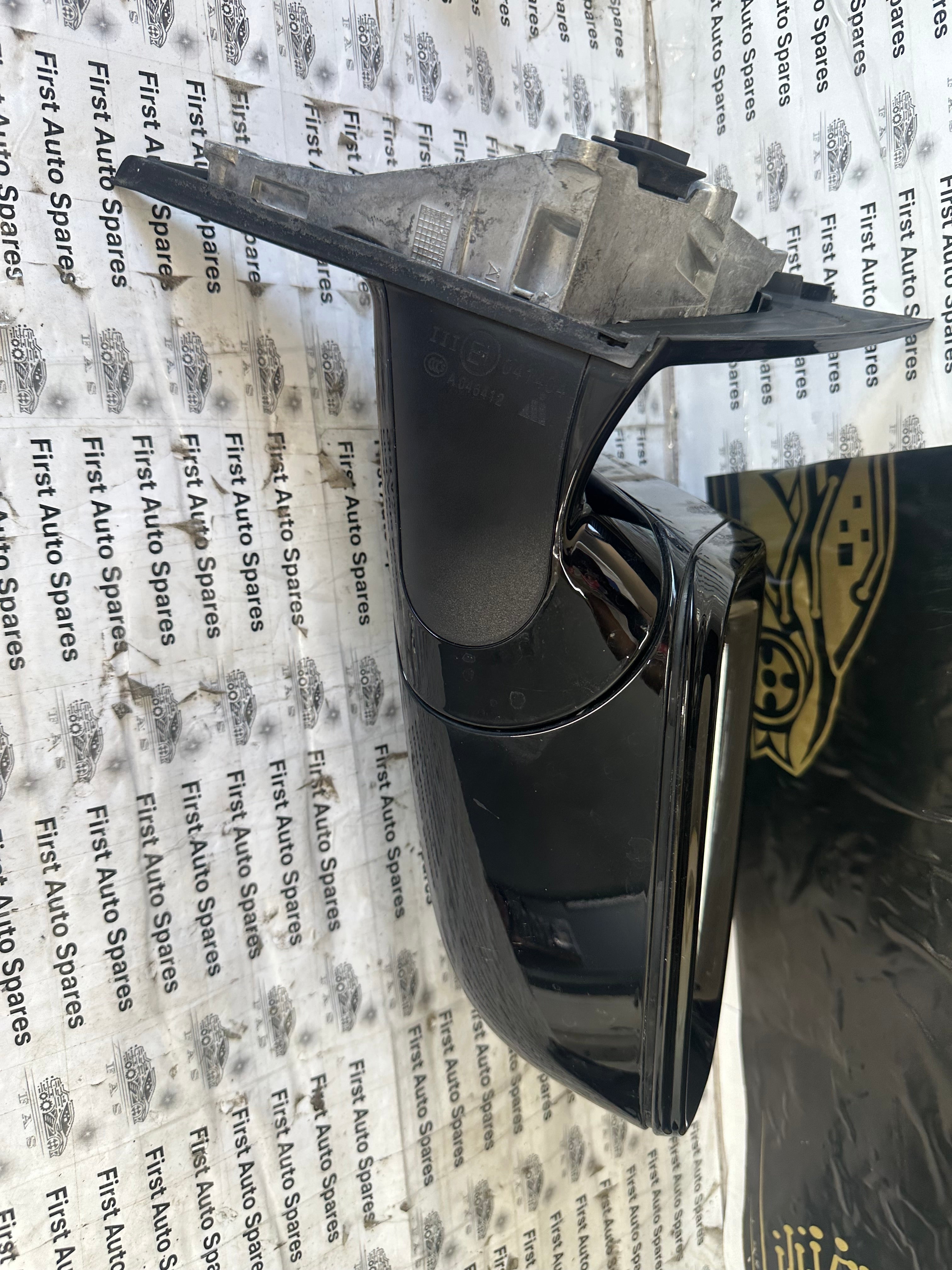 BMW 5 G30 G31 2019 Right Electric Wing Mirror 6 Pin Plug (F0184102U668B) (F0184 102)