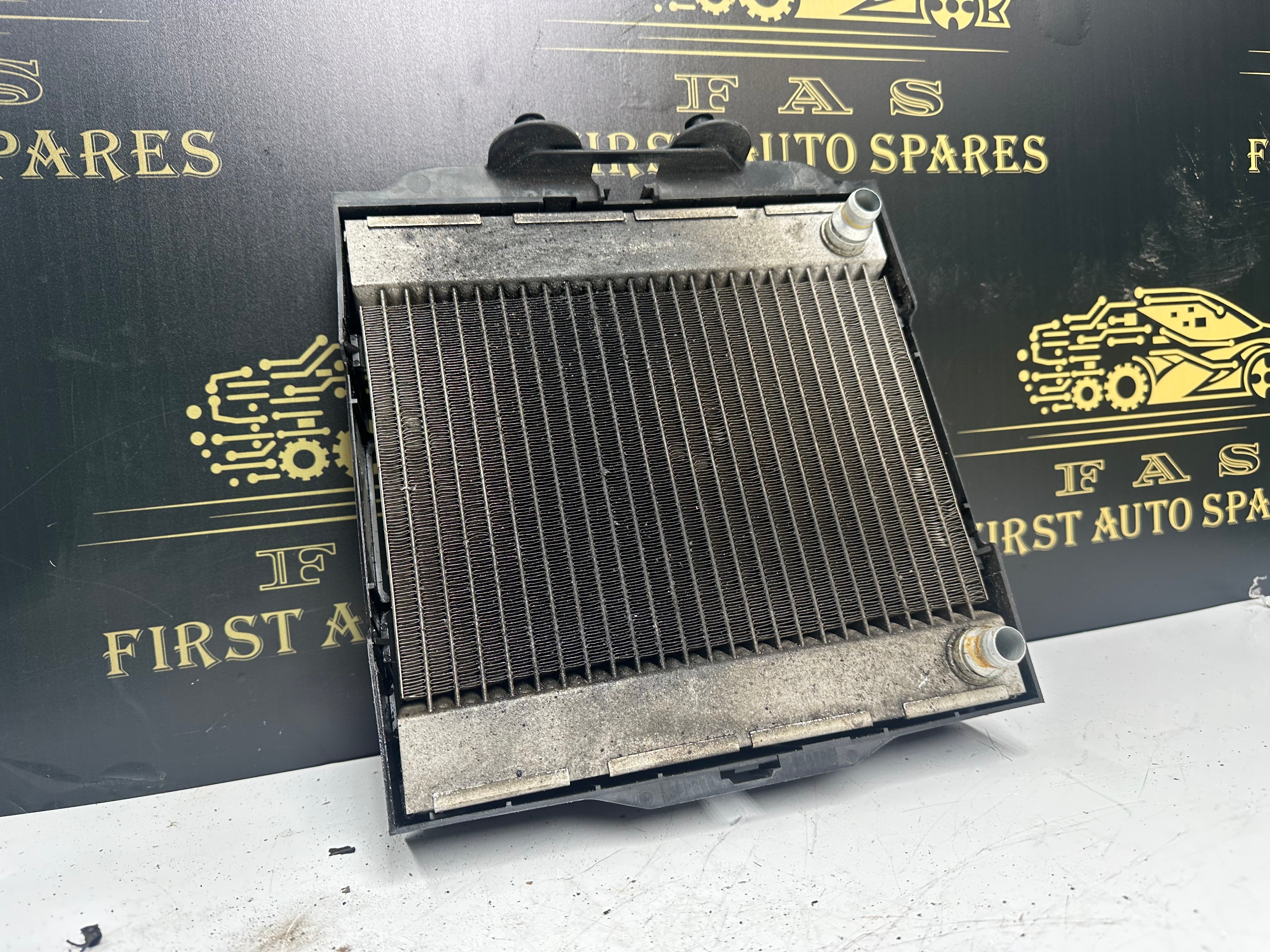 BMW F10 F01 N55 Auxiliary Water Cooler Radiator (1711 7806190-03)