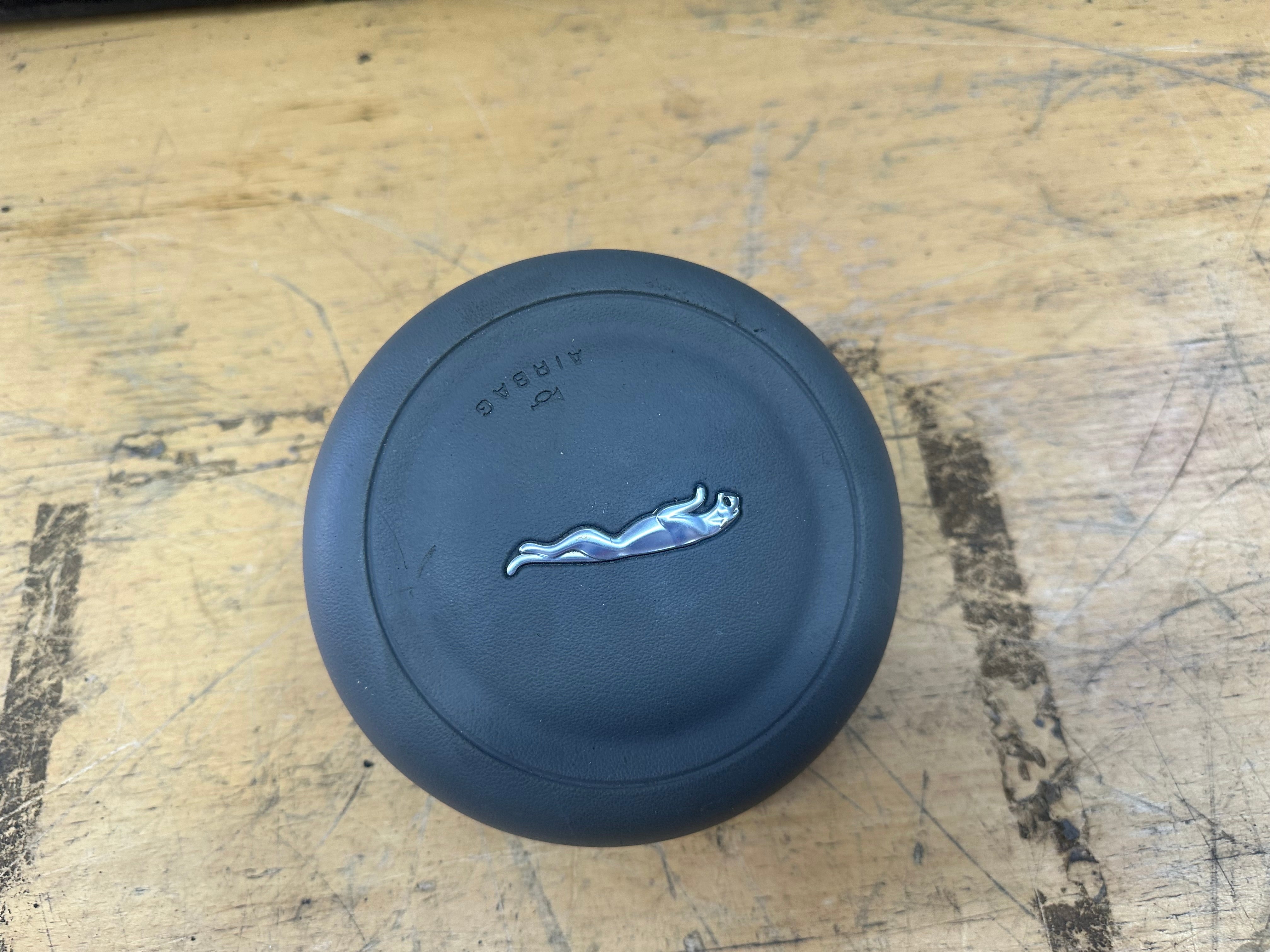 Jaguar XE 2015–2024 Steering Wheel Airbag (309081110-AB) (TK-DAB-007)