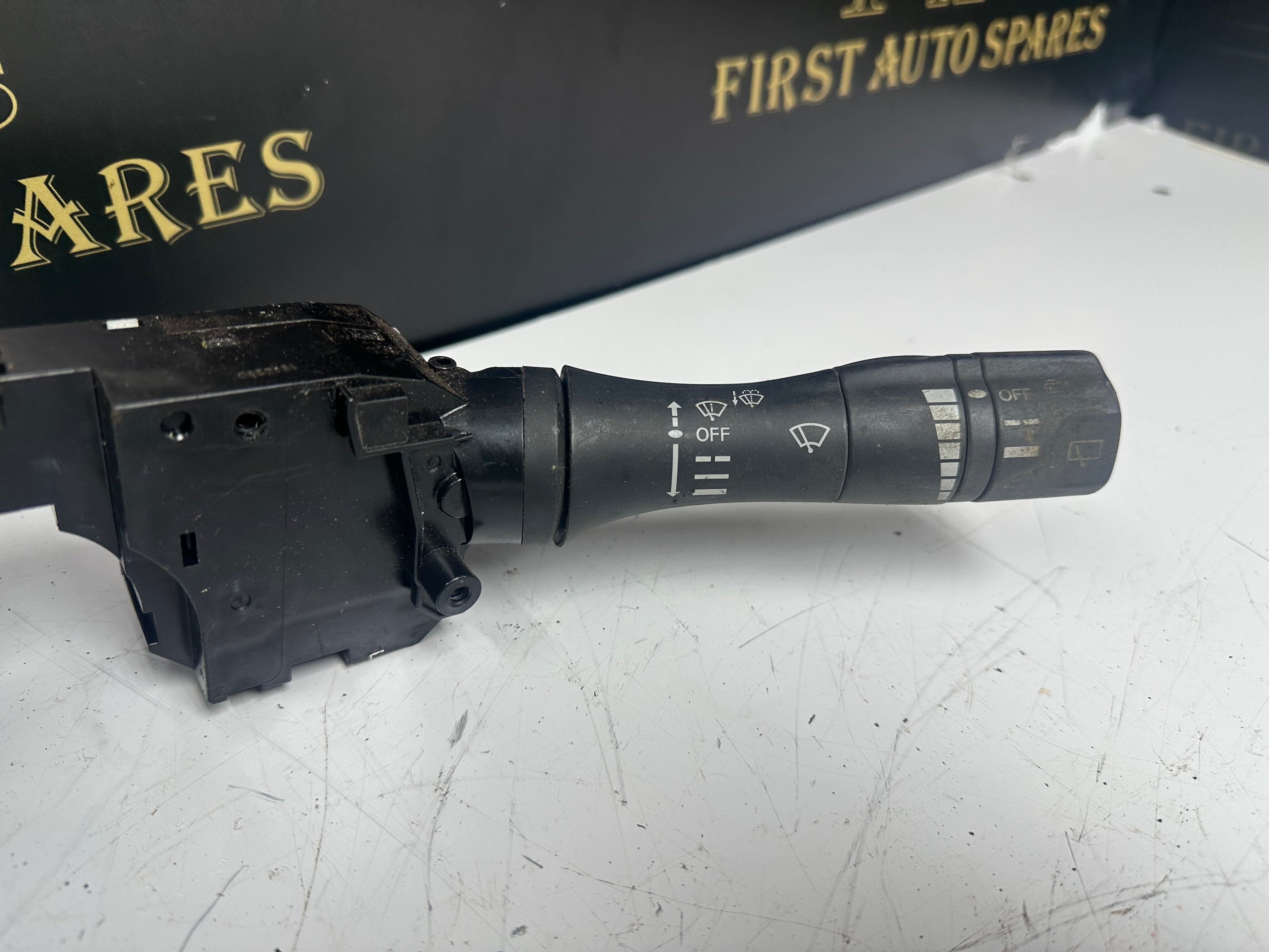 Nissan Micra Turn Signals Control / Indicator Wiper Stalk Switch (NILES14AM0)