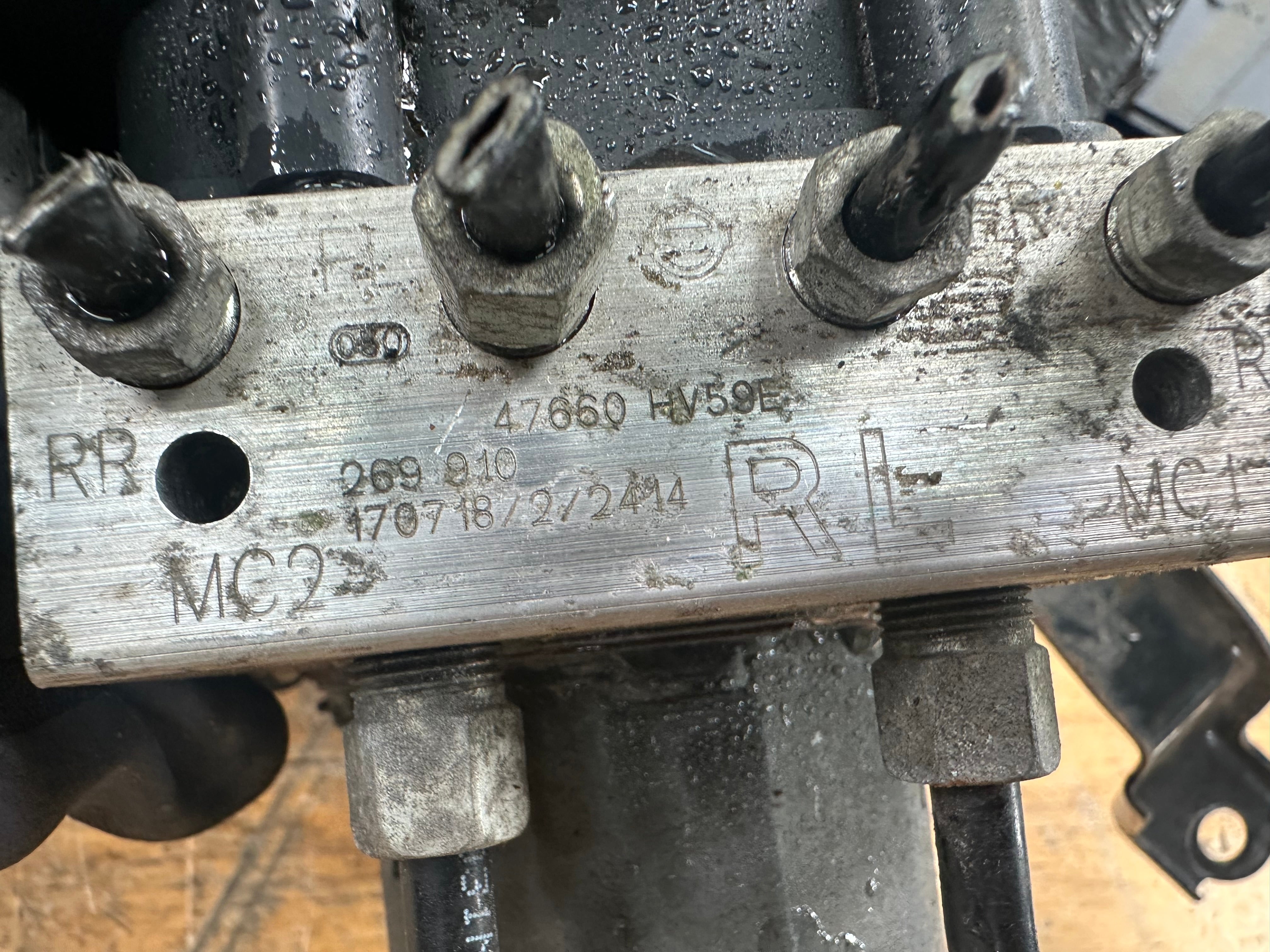 Nissan Qashqai 2018 J11 ABS Pump (47660HV59E)