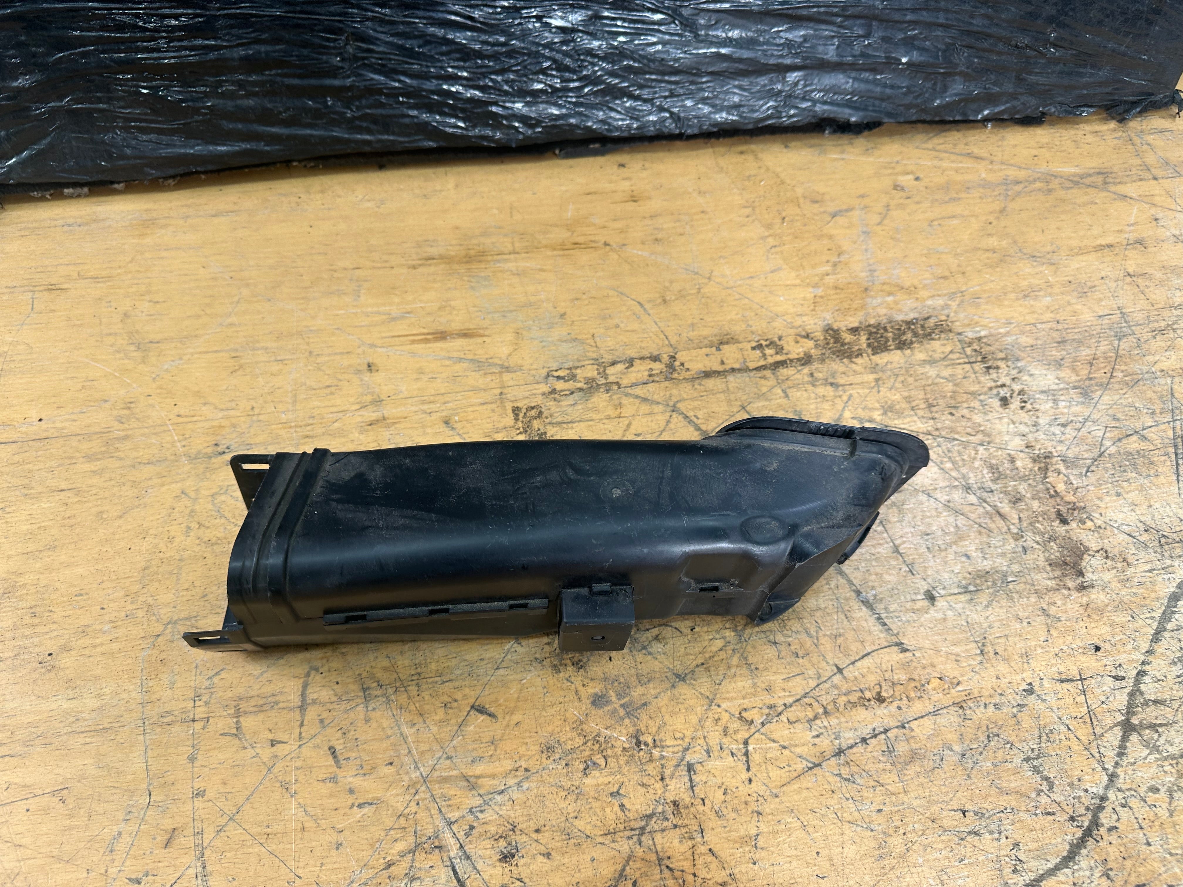 BMW 5 Series G30 G31 Air Intake Duct Tube (8599683) (8599683-02)