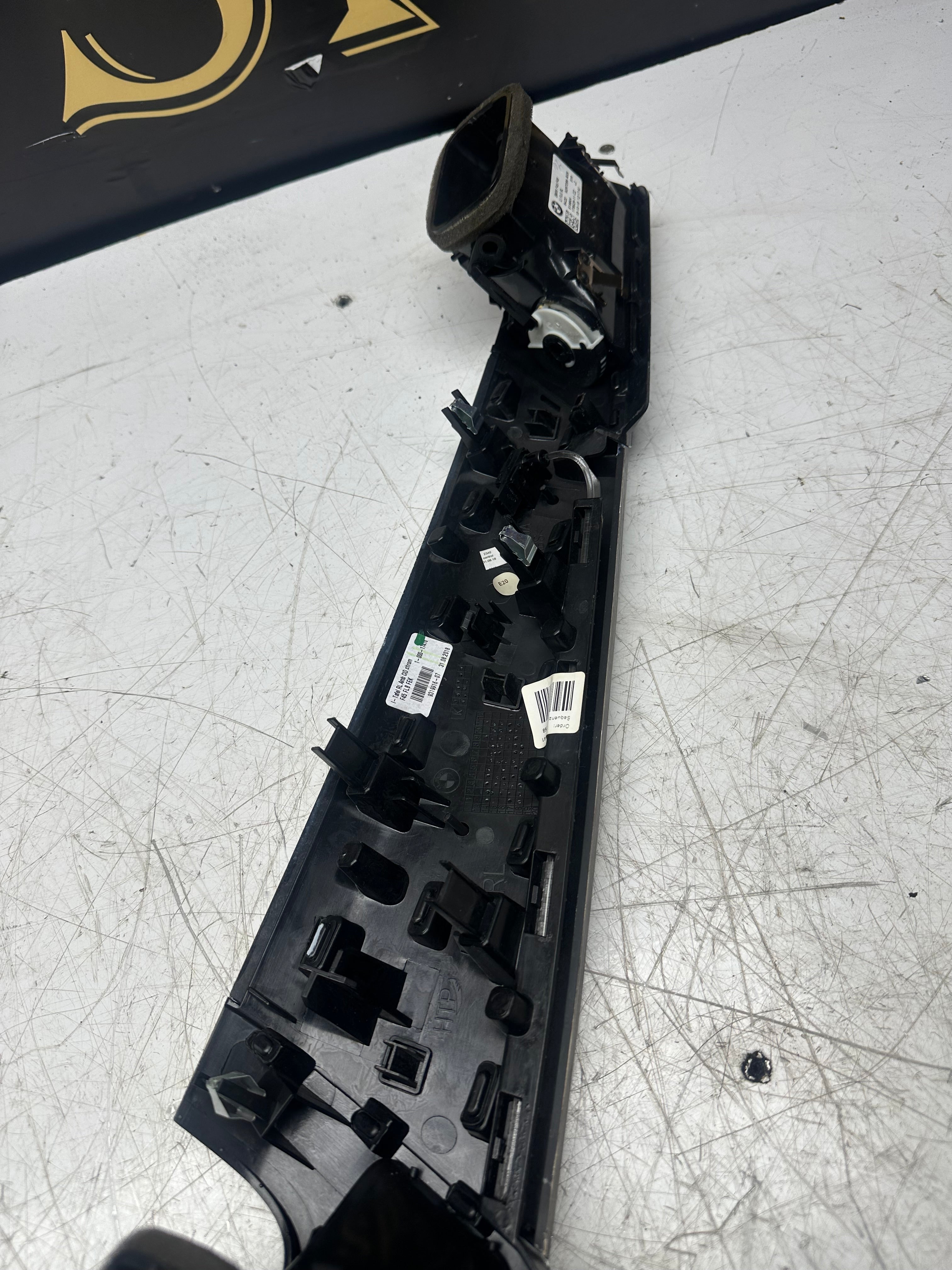 BMW 2 Series Gran Tourer F46 Dashboard Interior Cover Trim / Air Vents (2015–2021)(9287289)