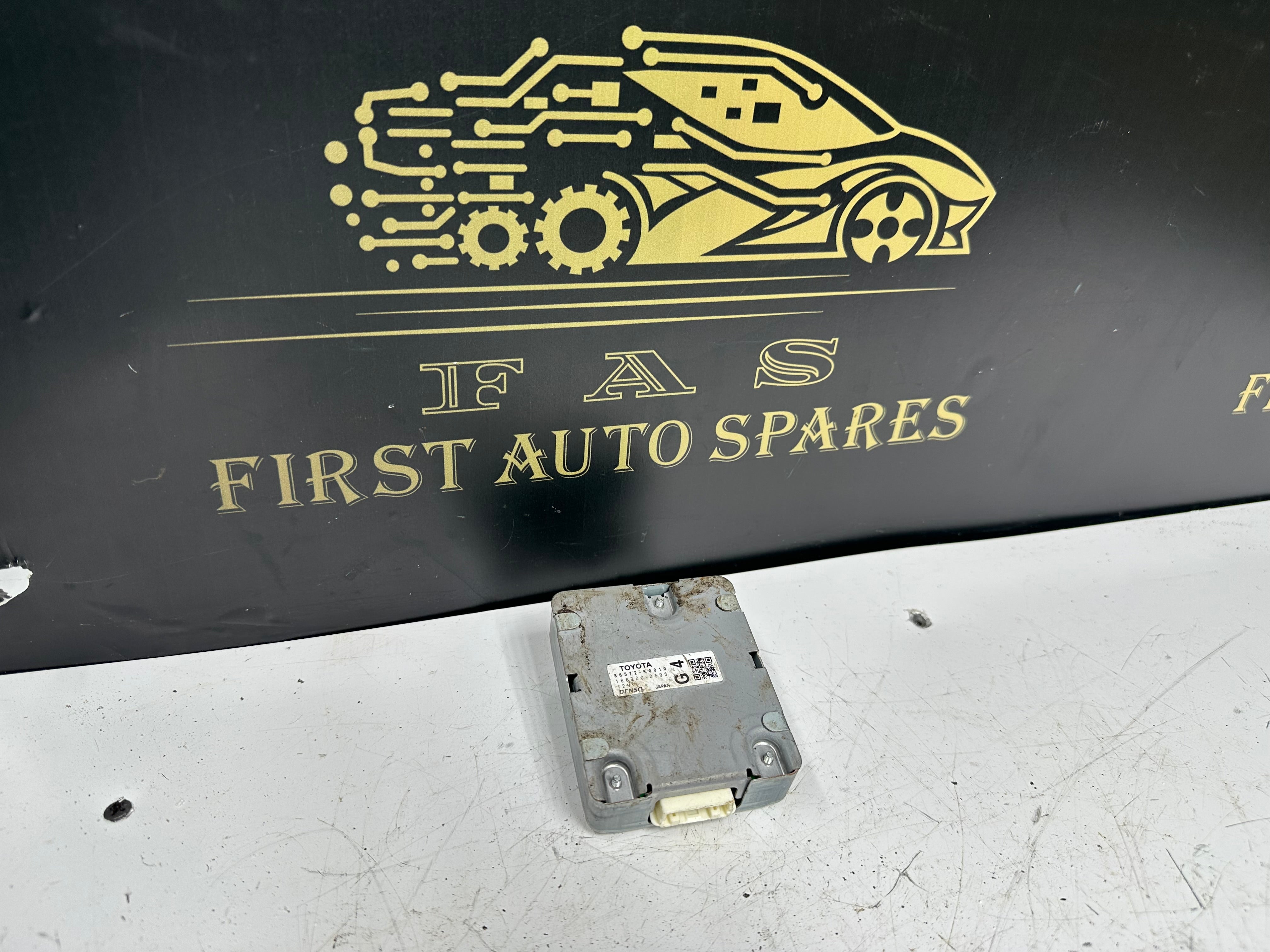 Toyota Yaris 2020 Denso Sensor Control Unit (86572-K0010) (166900-0593)