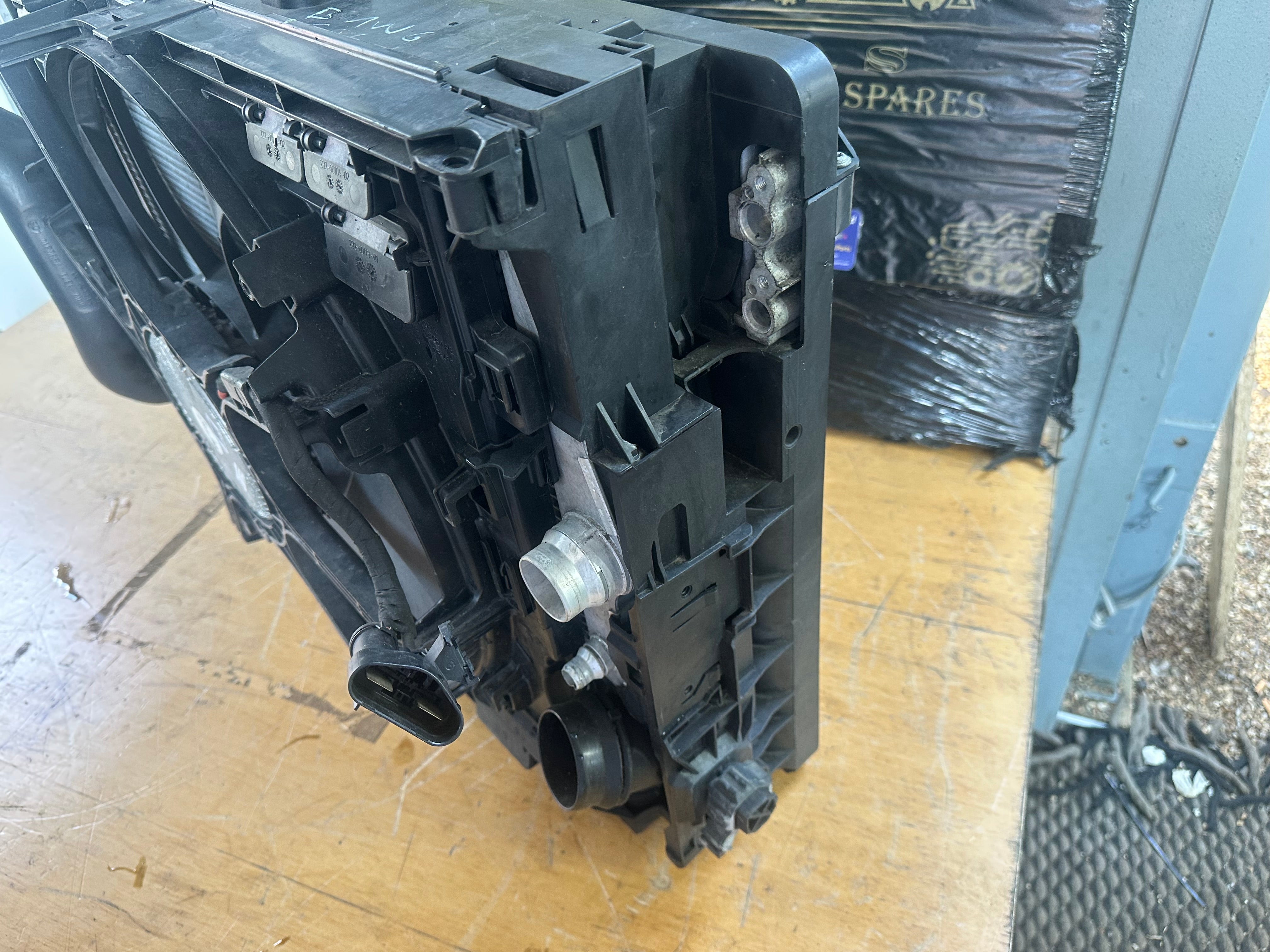 BMW 6 Series F06 Auto 3.0 Petrol Complete Rad Pack N55 2013-on (DZ11294) (7605642)