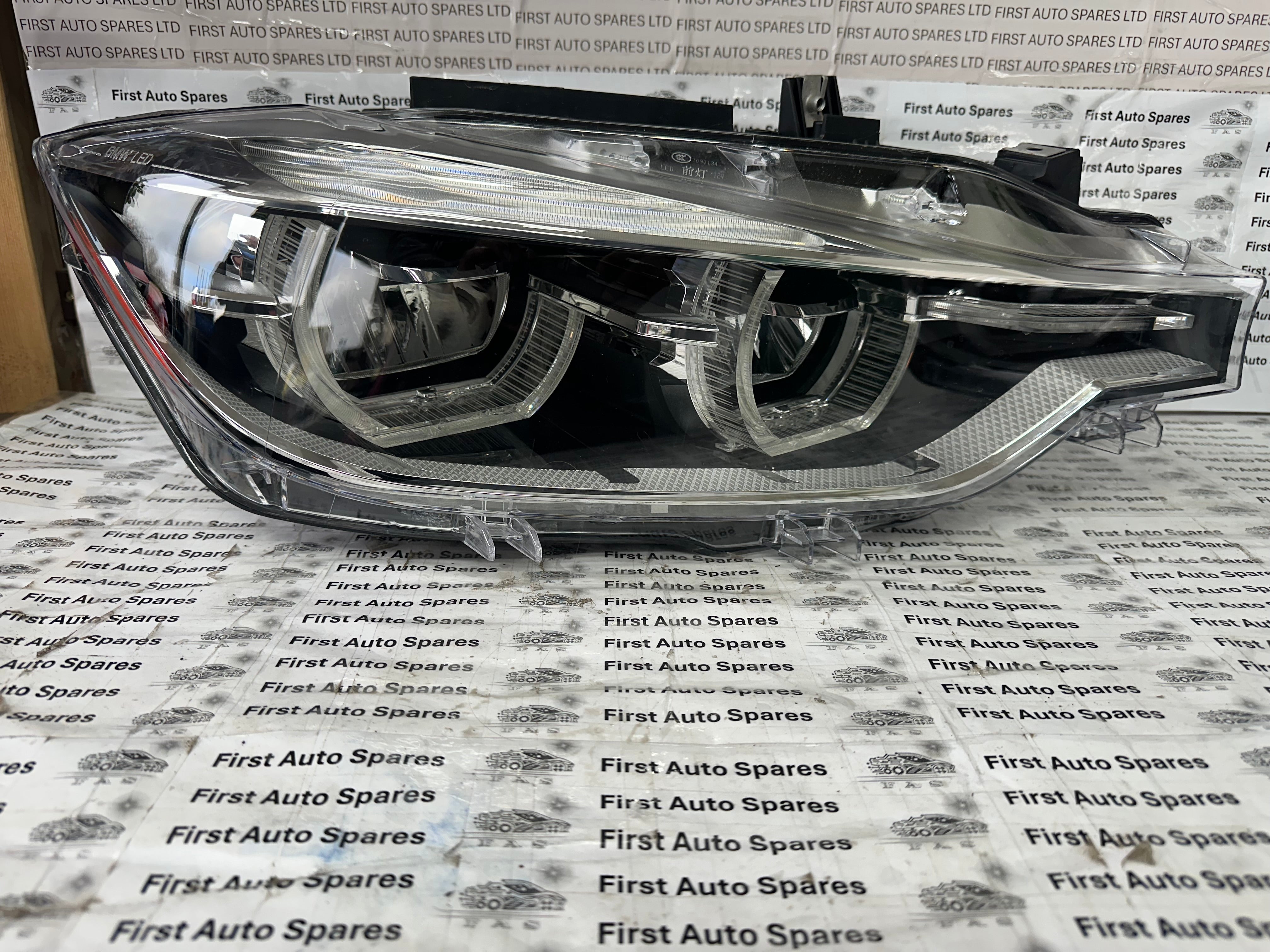 BMW 3 Series F30 F31 Right Headlight (7419634-01)