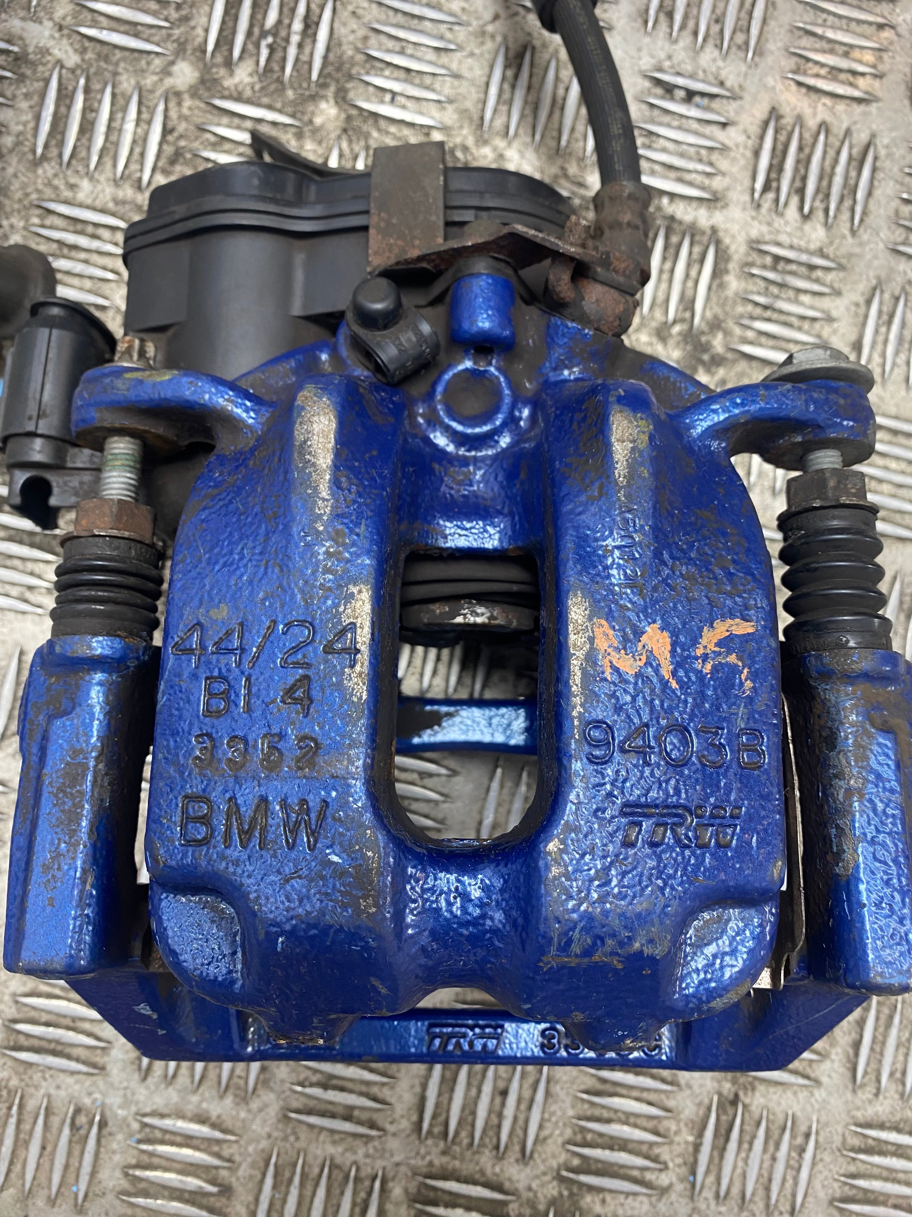 BMW 3 Series & 5 Series G20/G30 Rear Right Brake Caliper – 2021 (524078)