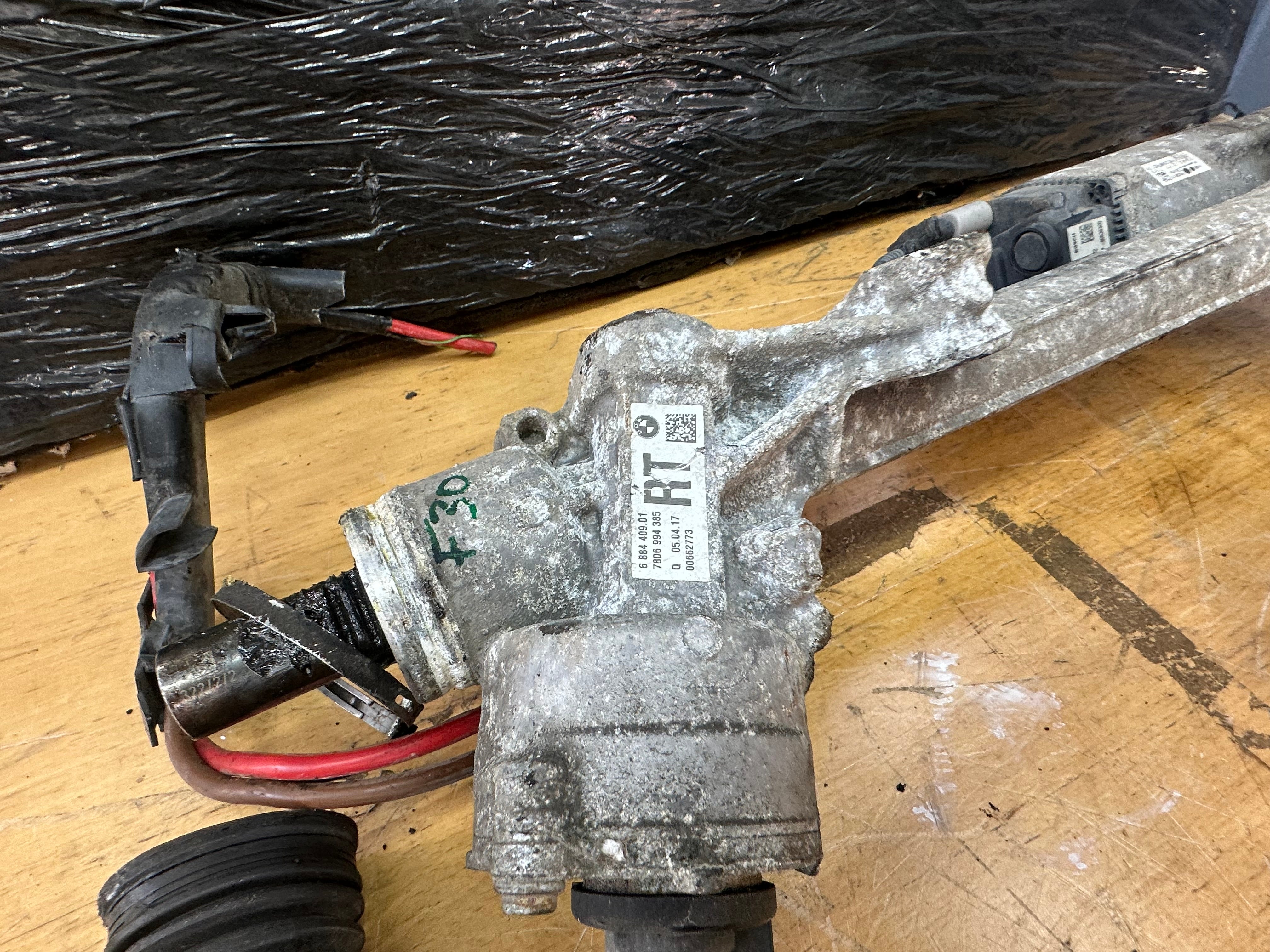 BMW 3 Series F30 2017 Steering Rack RT Electric (6884409.01)