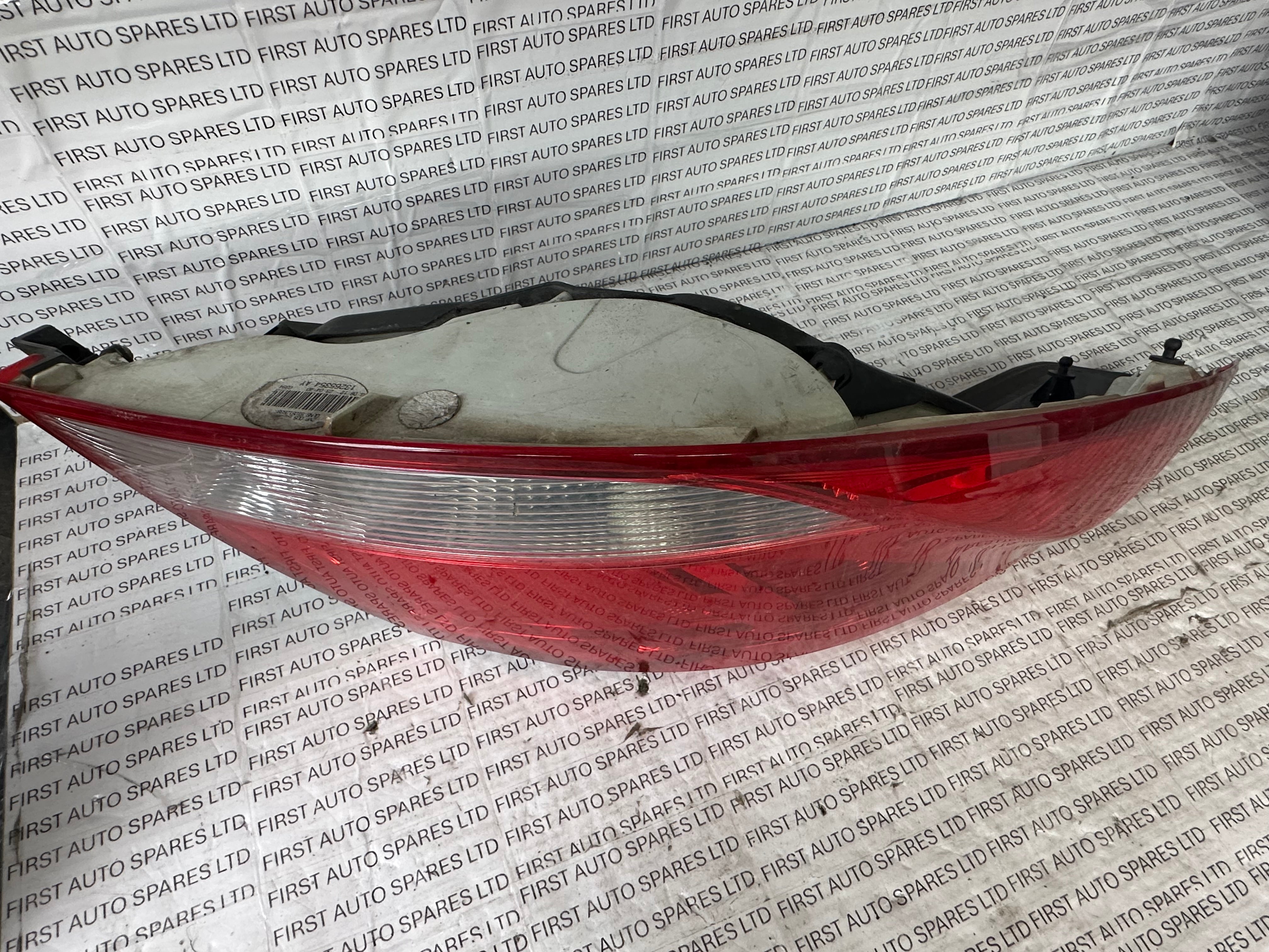 Vauxhall Insignia 2008-2013 Left Side Rear Tail Light (13265354 AY)
