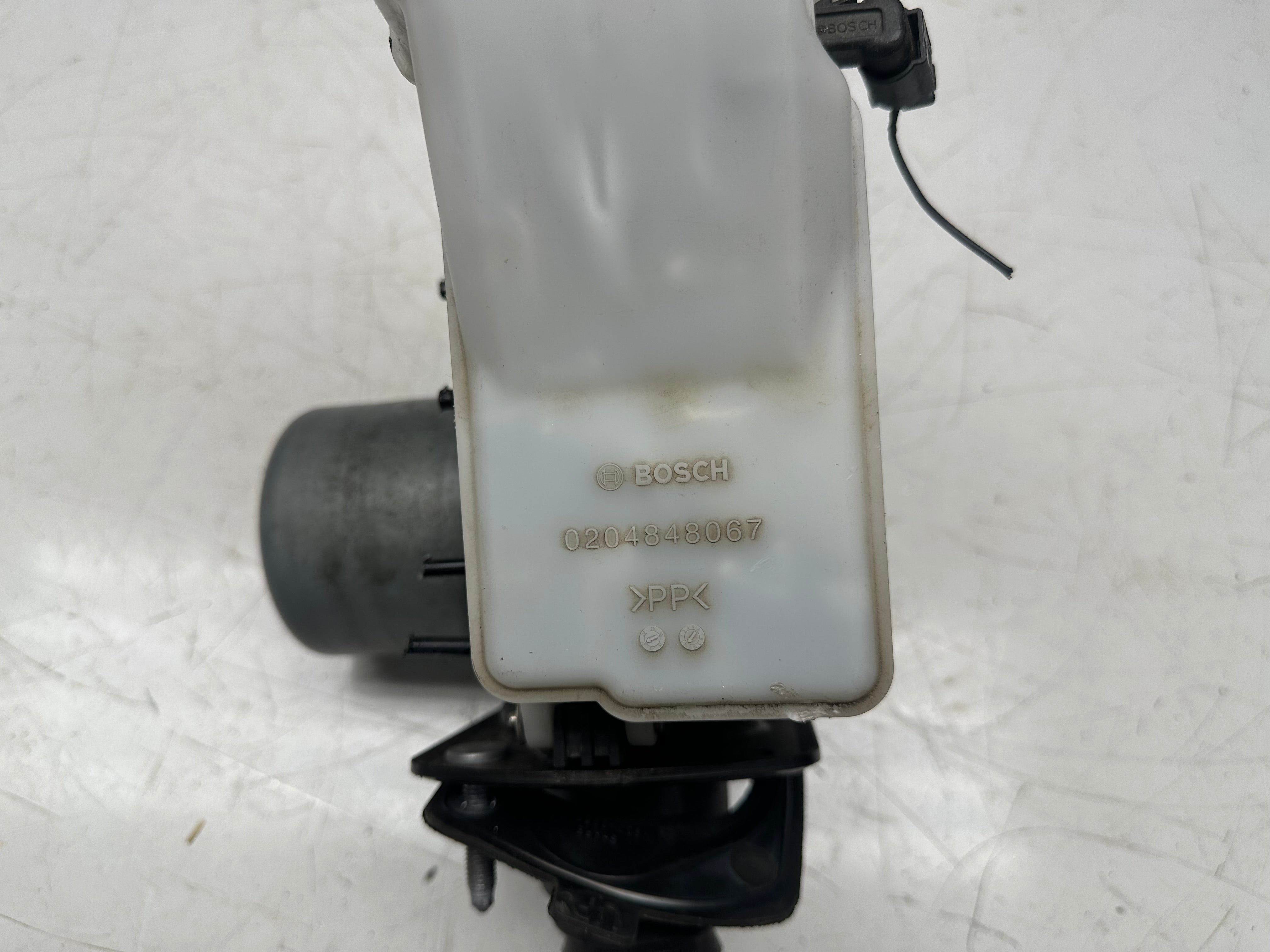 LR Range Rover Sport 2023 L461 Blind Spot Control Module (M8E2-14F152-AJ)