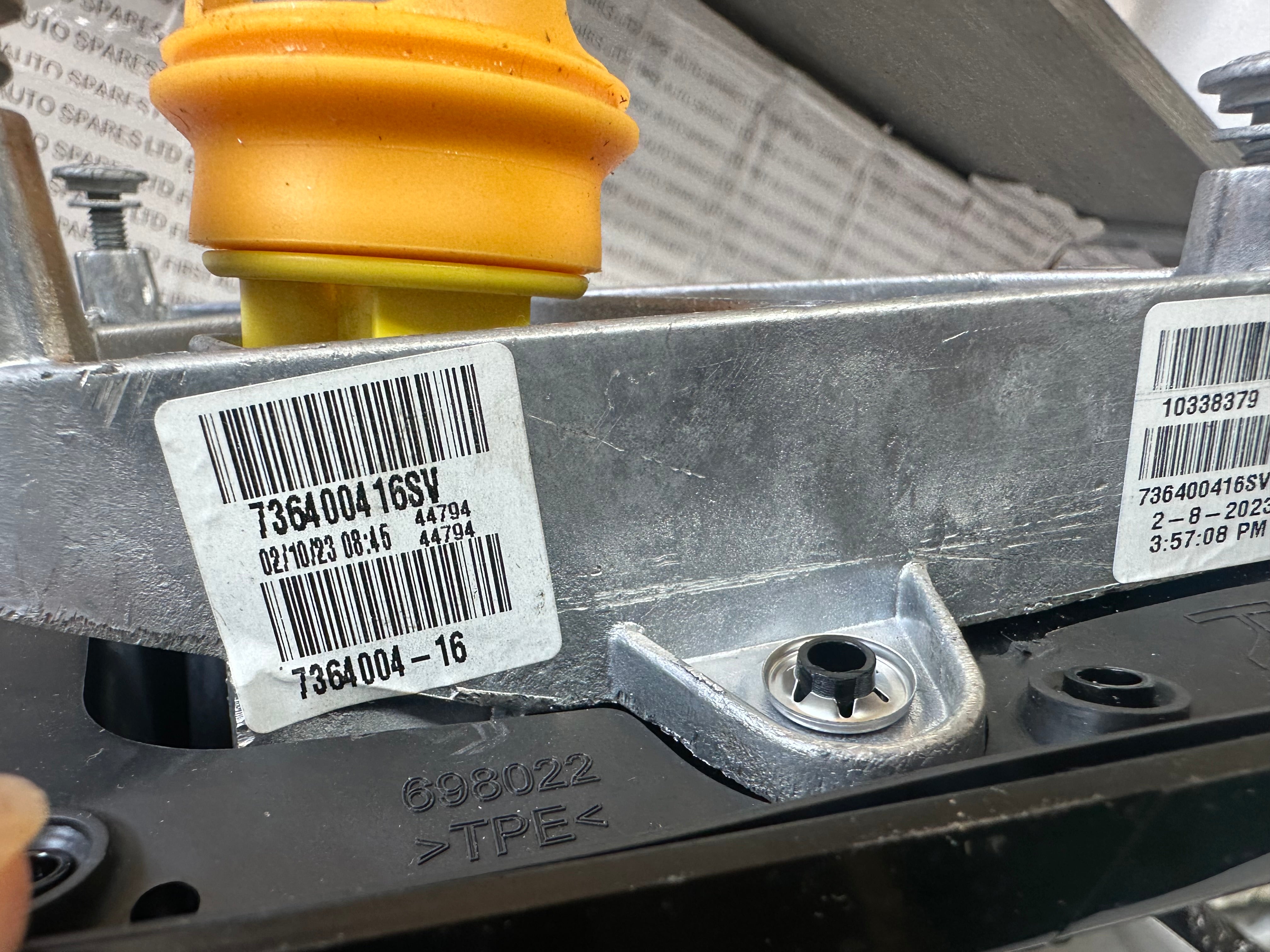 BMW X5 F15 White Right Wing Mirror 5 Pin Power Folding (698002AA)