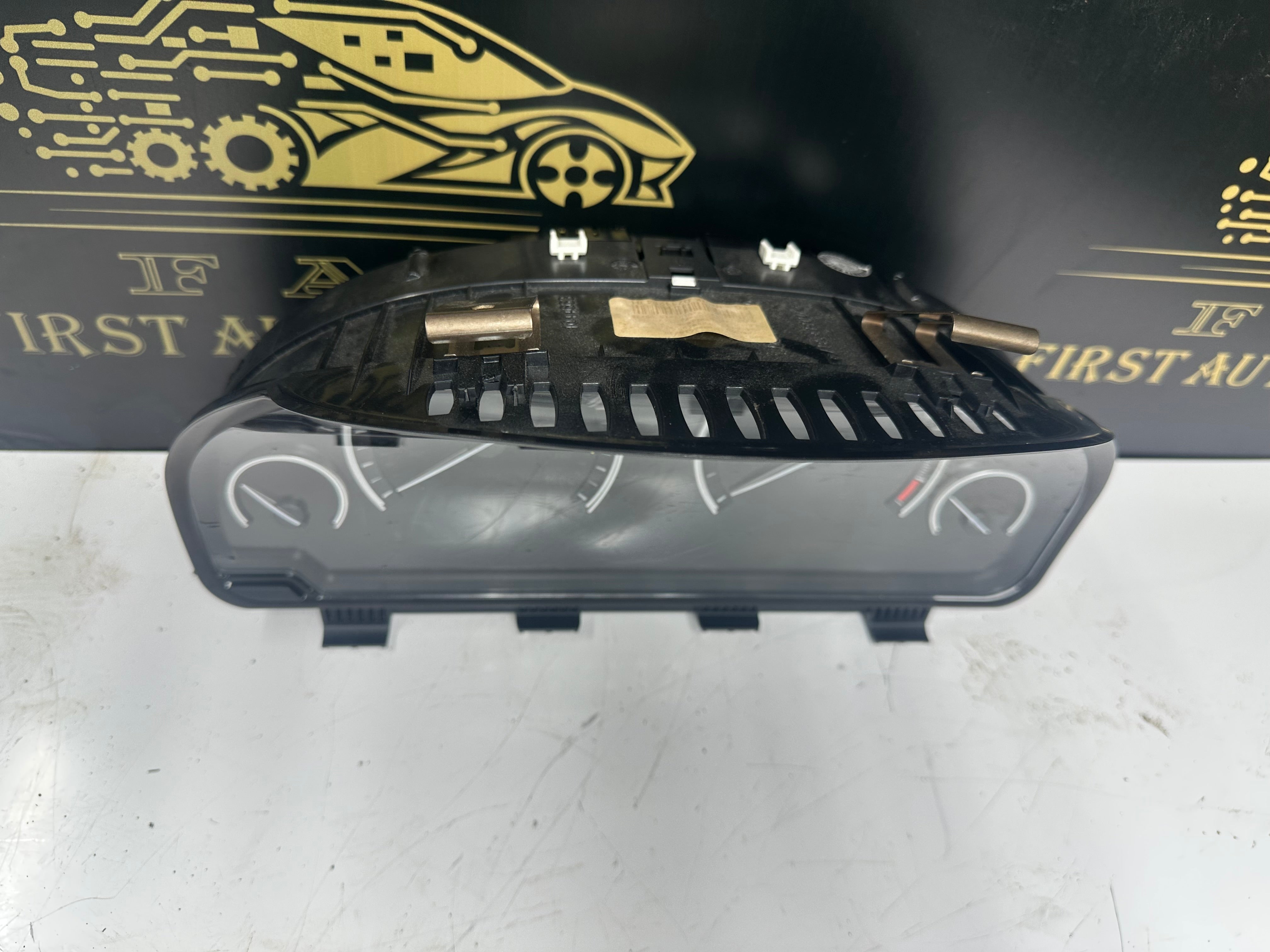 BMW 6 Series F12 Instrument Cluster (173884-10) (9311646-01) BOSCH