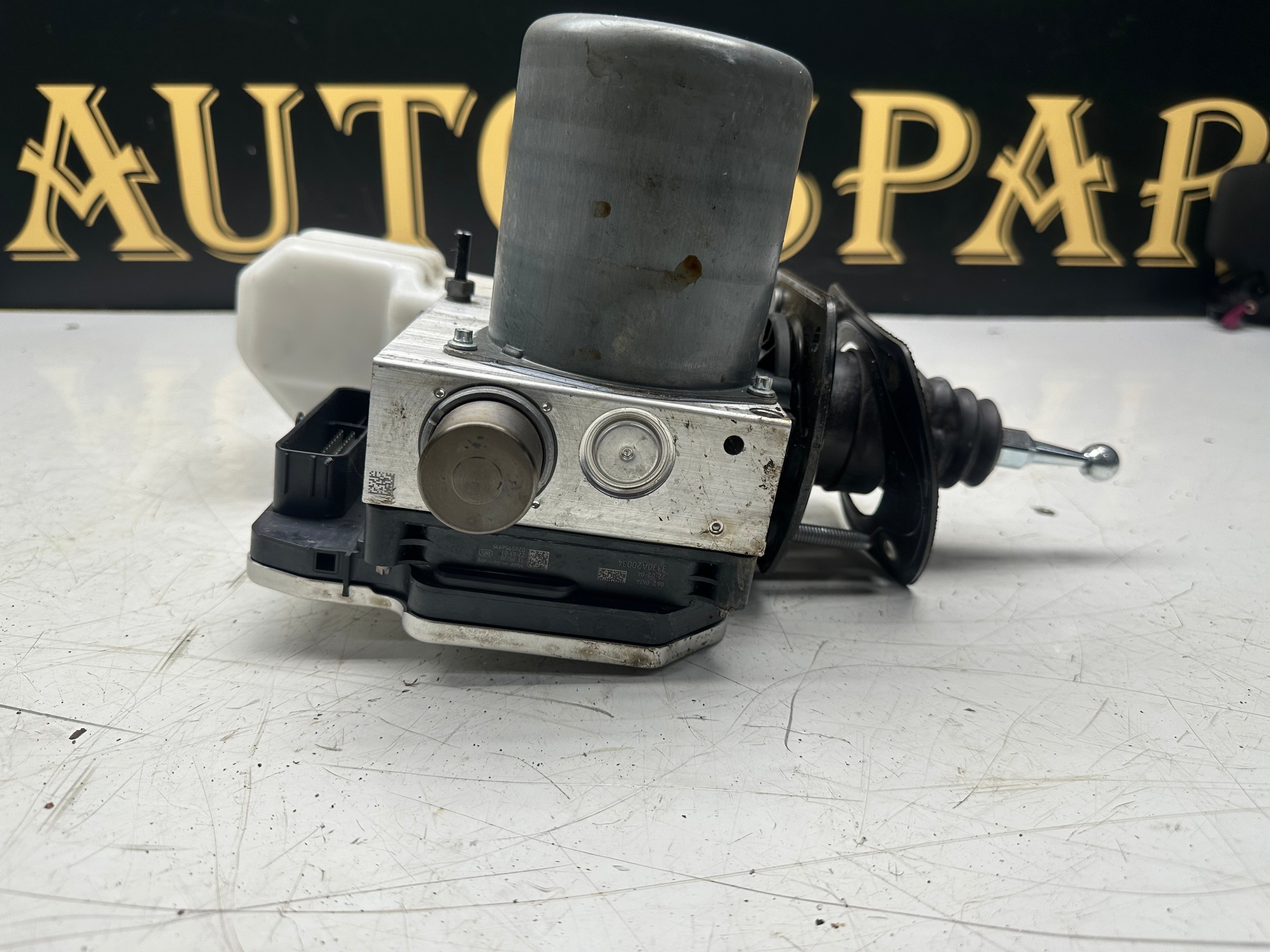 LR Range Rover Sport 2023 L461 Blind Spot Control Module (M8E2-14F152-AJ)