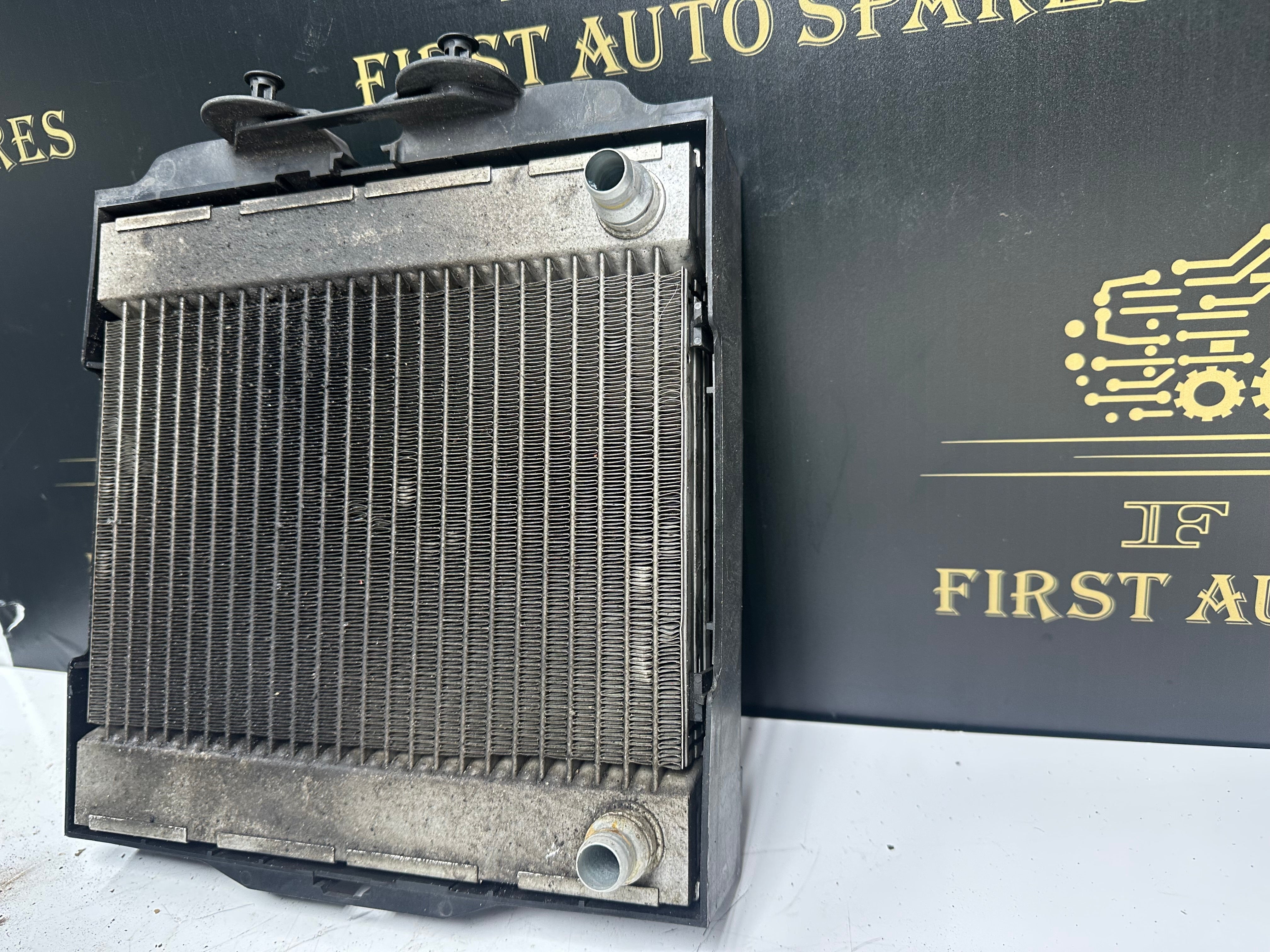 BMW F10 F01 N55 Auxiliary Water Cooler Radiator (1711 7806190-03)