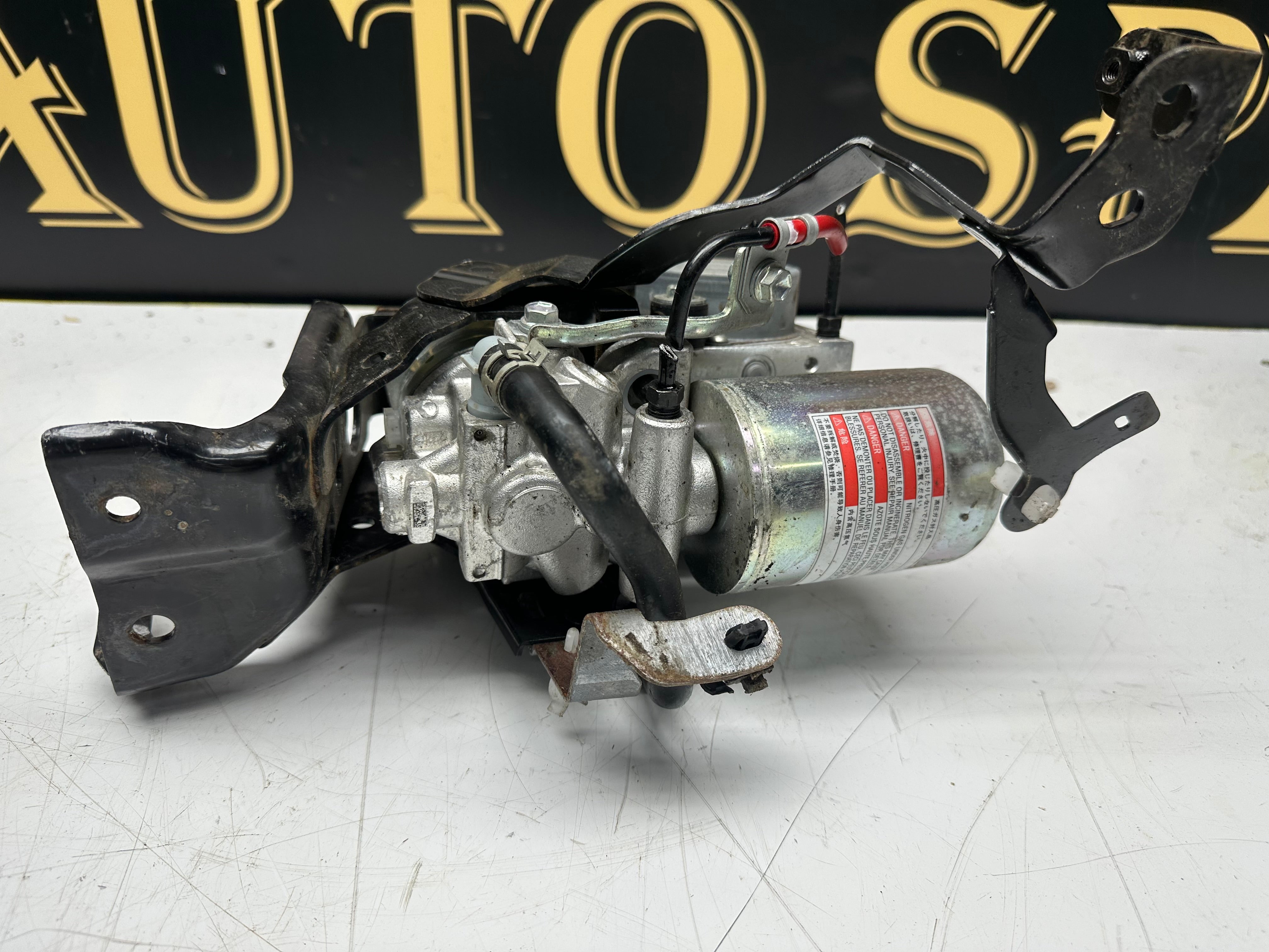 Toyota Corolla 2022 Hybrid ABS Pump Modulator & Brake Booster (113040-41900) (47070-47080)