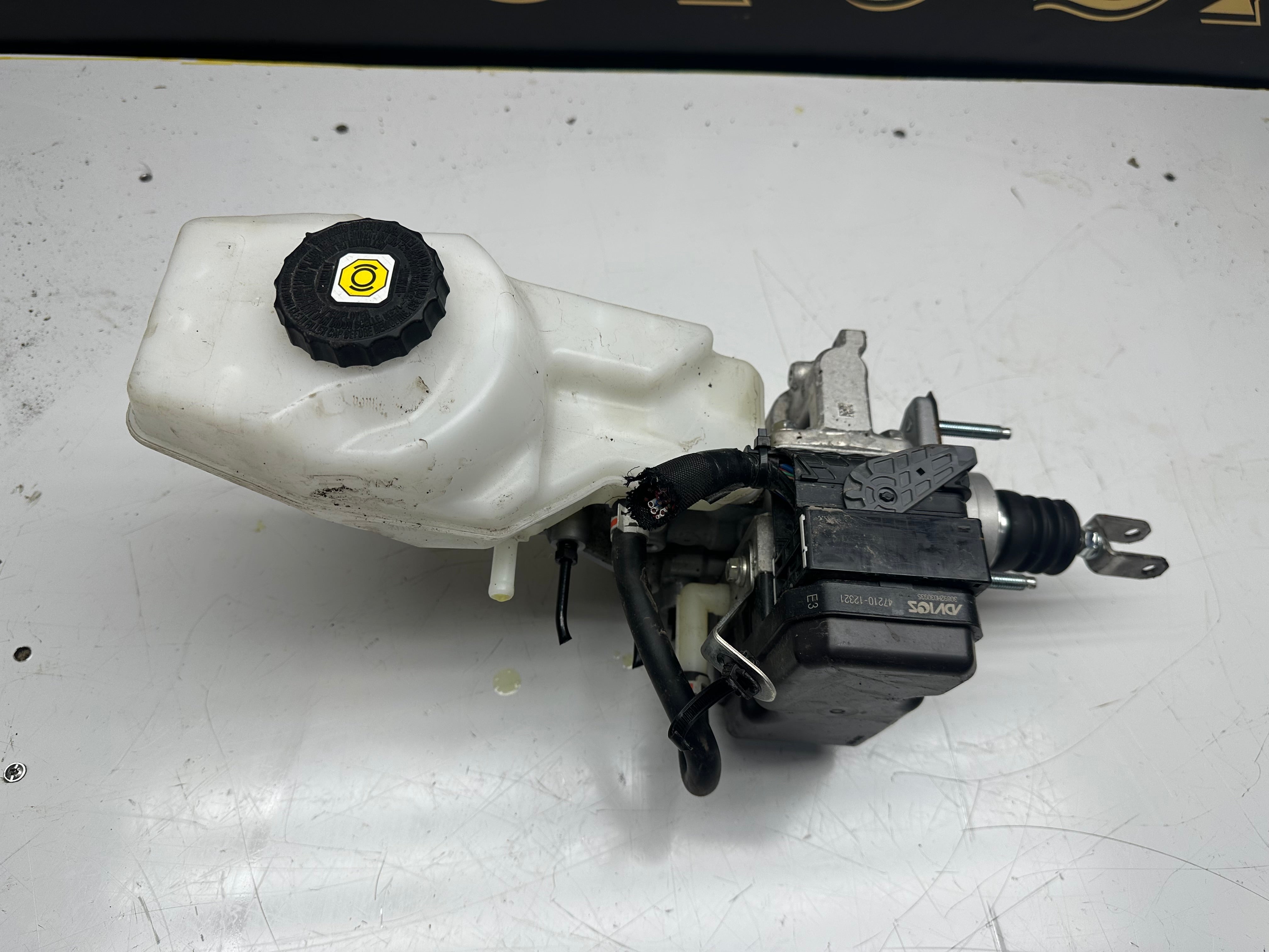 Toyota Corolla MK12 ABS Pump Hybrid 1.8 Petrol (47210-12321) (47270-47040)