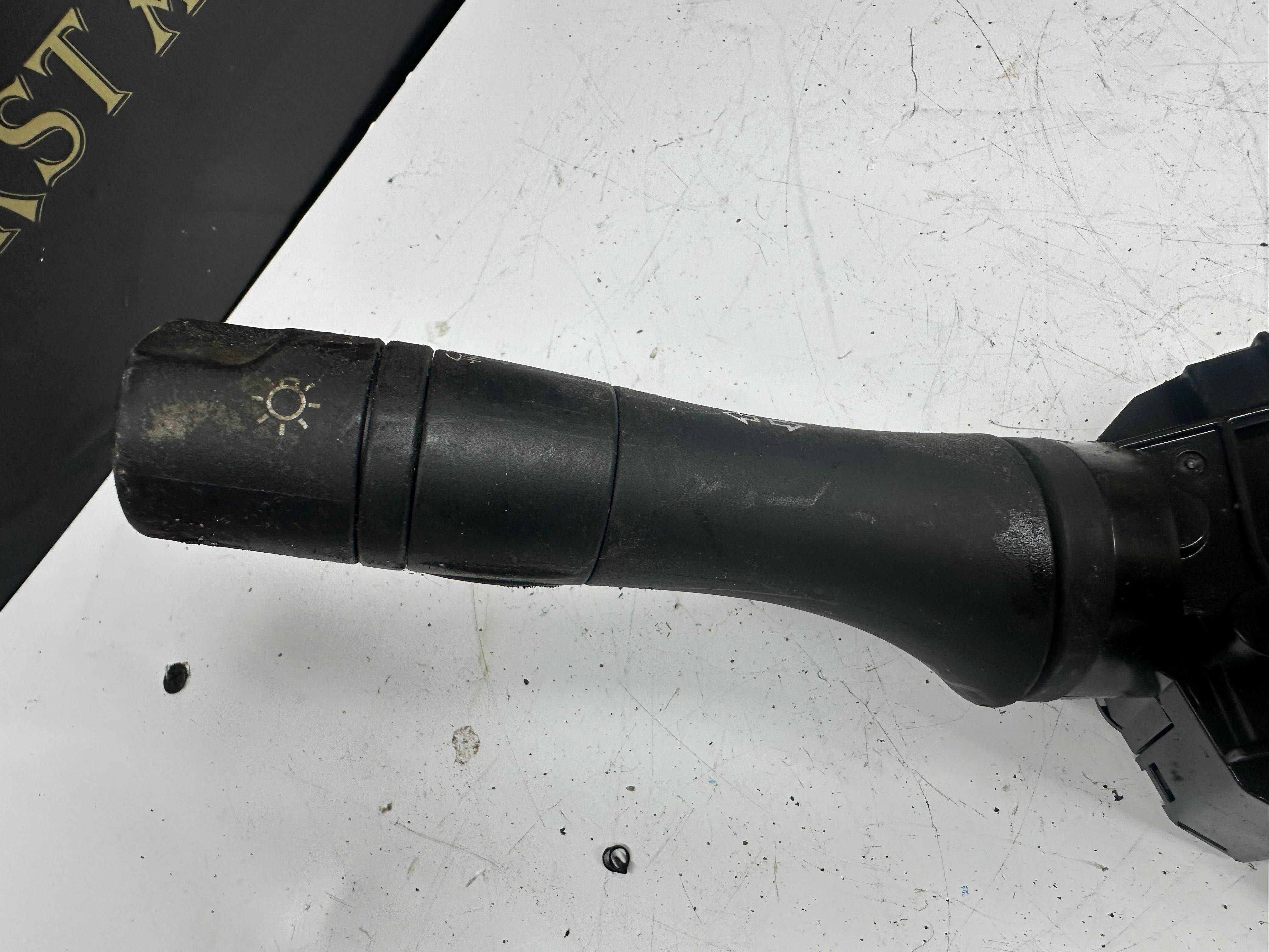 Nissan Micra Turn Signals Control / Indicator Wiper Stalk Switch (NILES14AM0)