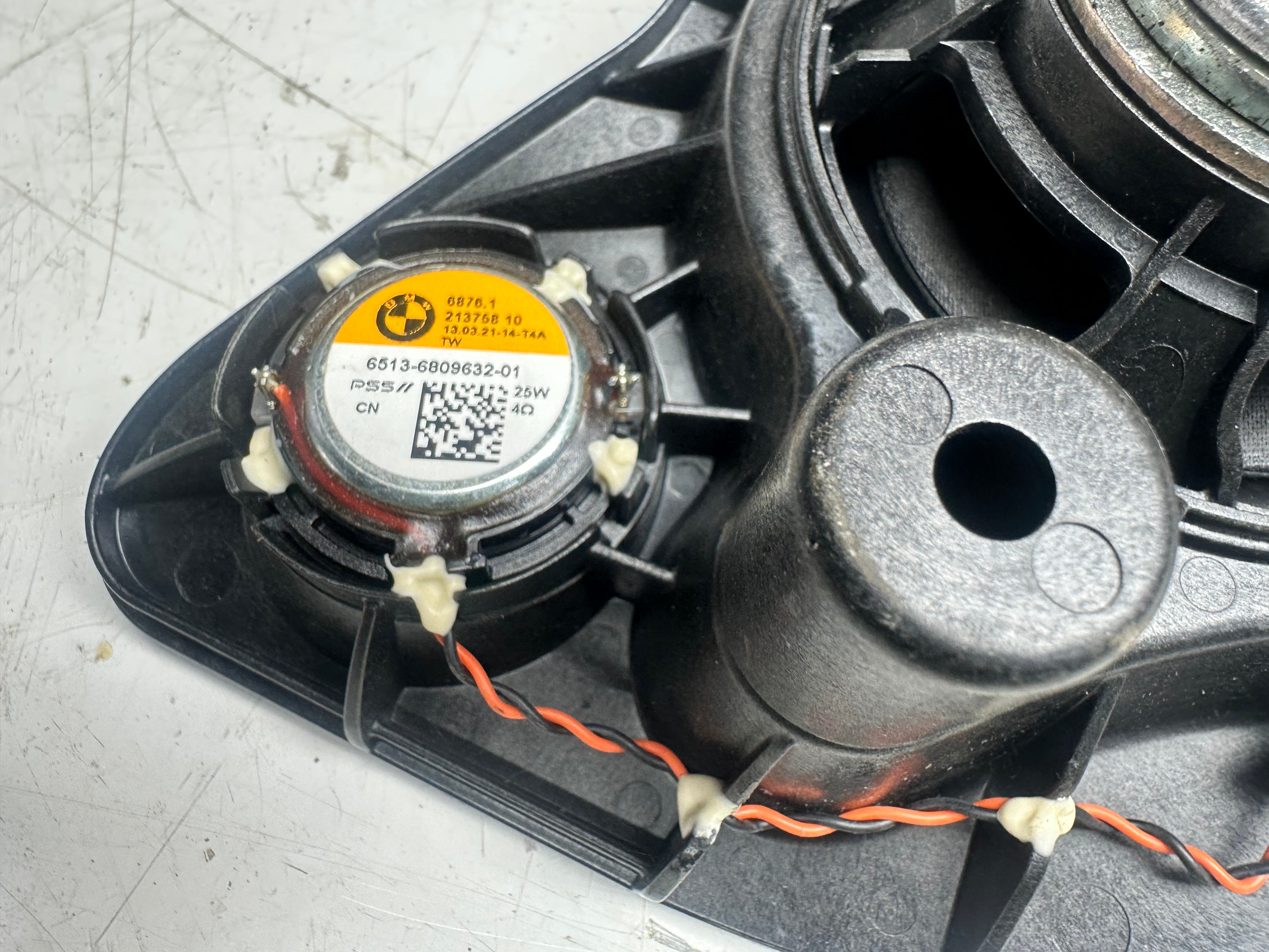 BMW X3 G01 F97 Rear Right Door Speaker (9837732-01)