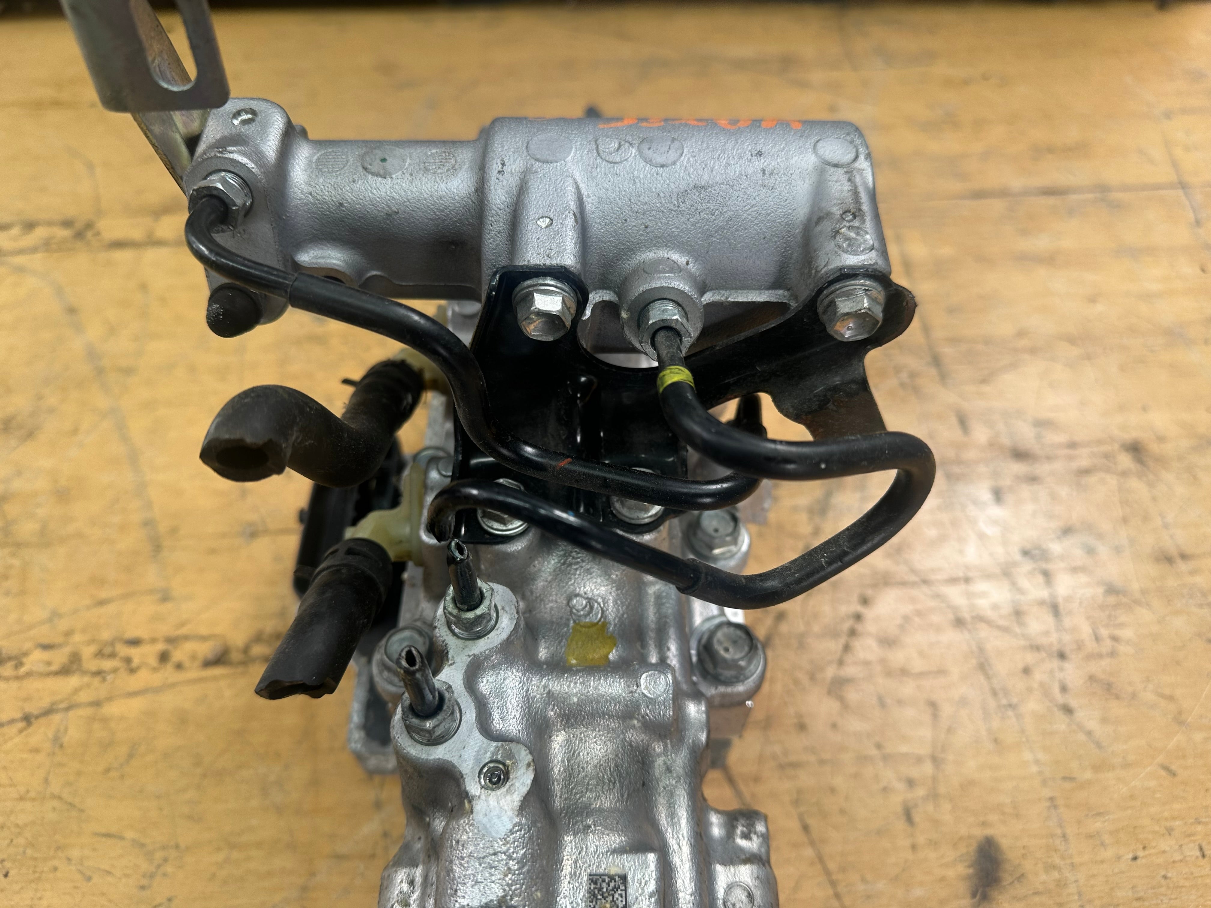 Toyota Yaris 2015–2020 1.5 Hybrid ABS Pump Module (47210-52500) (47270-47030)