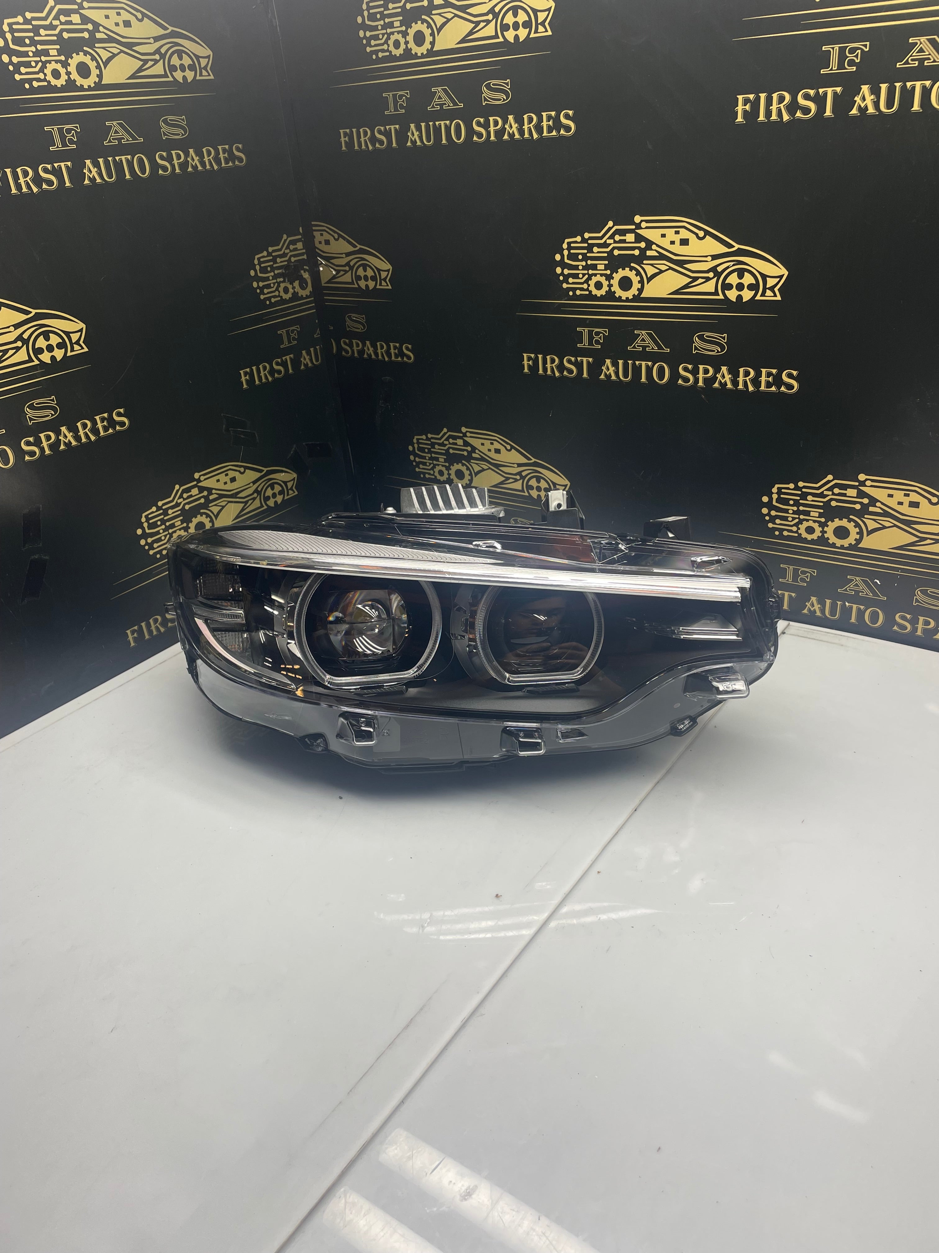 BMW 4 Series F32 LCI Complete LED Right Headlight (8738702-01)