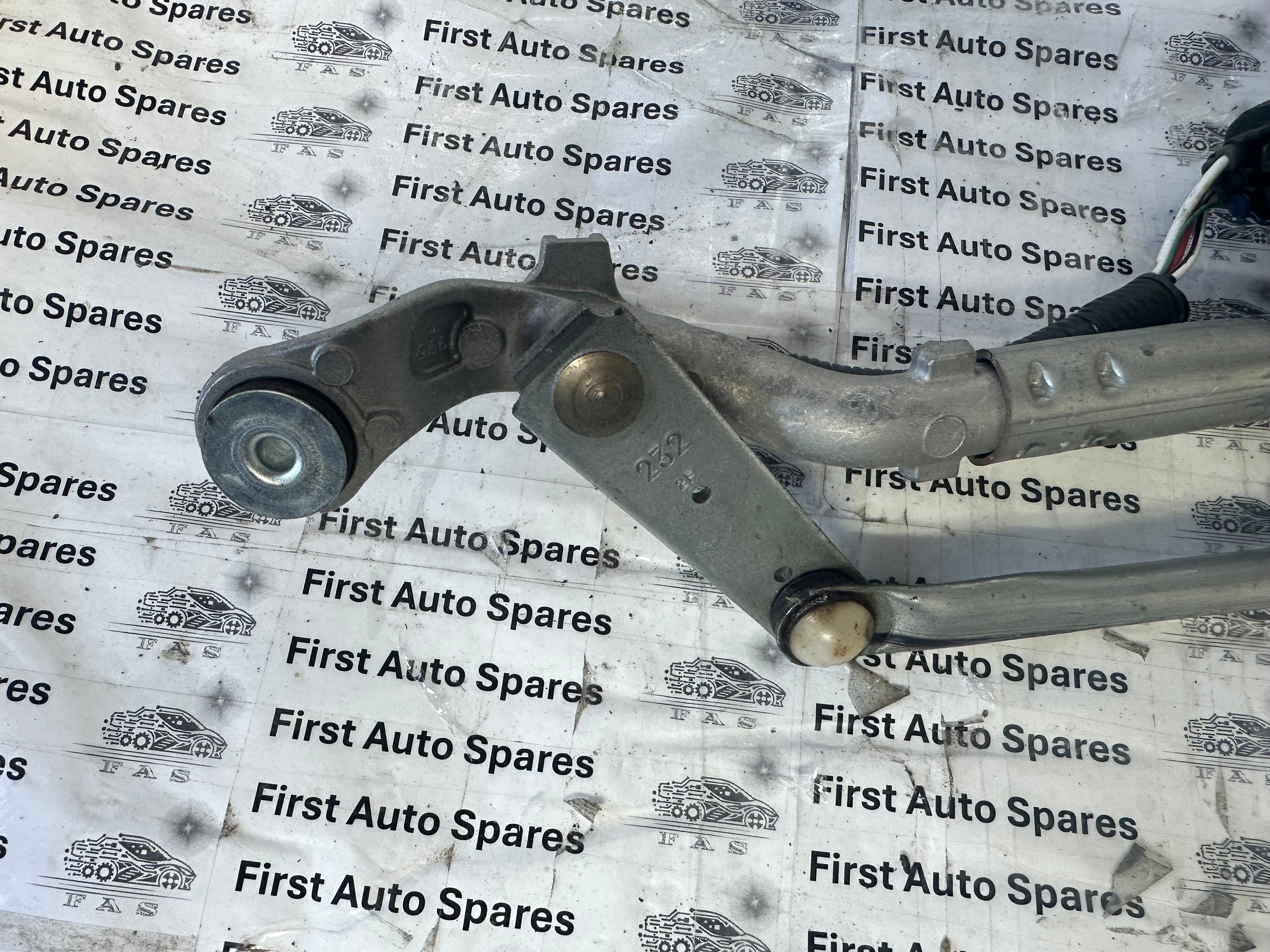 Toyota RAV4 F14 MK5 Front Wiper Motor & Linkage (85110-42280) (159300-8971)