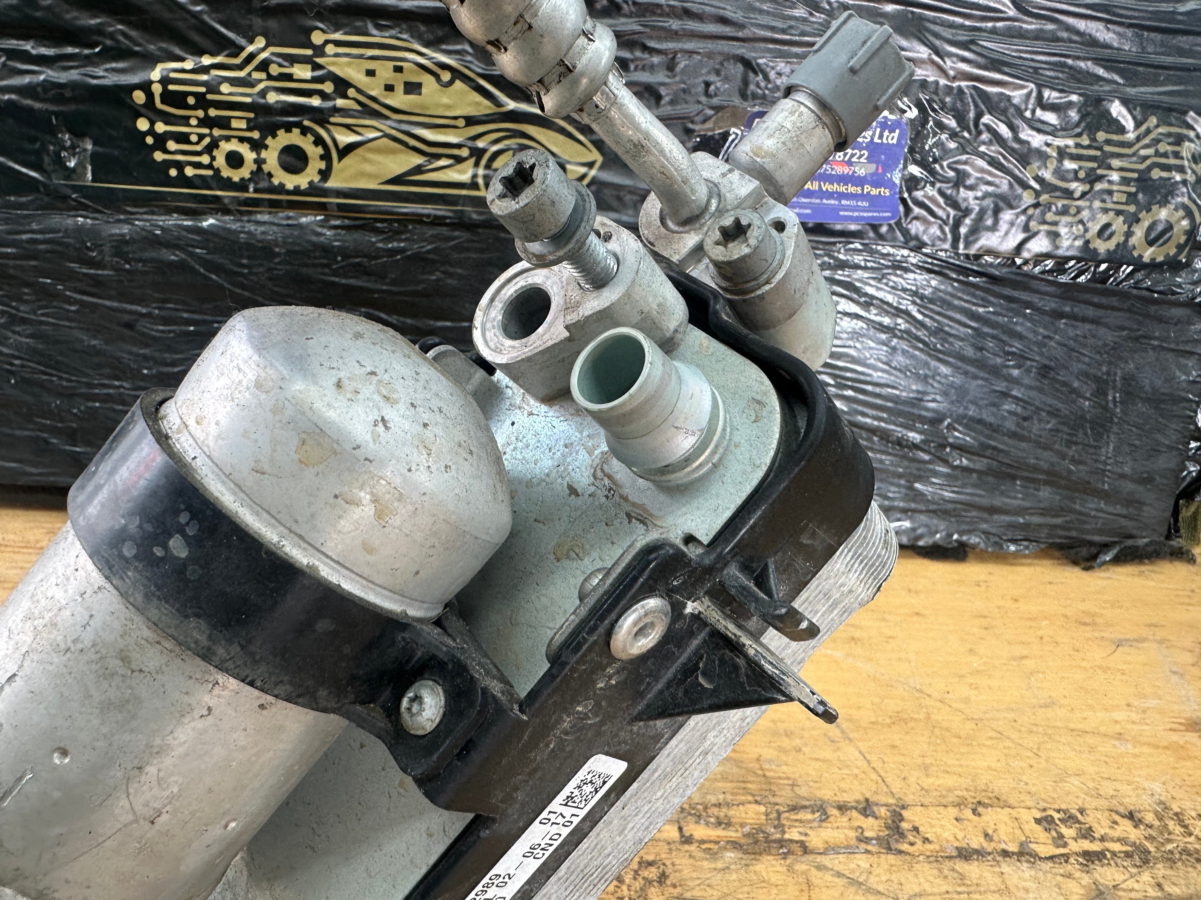 BMW 5 Series 540i xDrive G30 A/C Air Condition Condenser With Dryer (6842989-01)