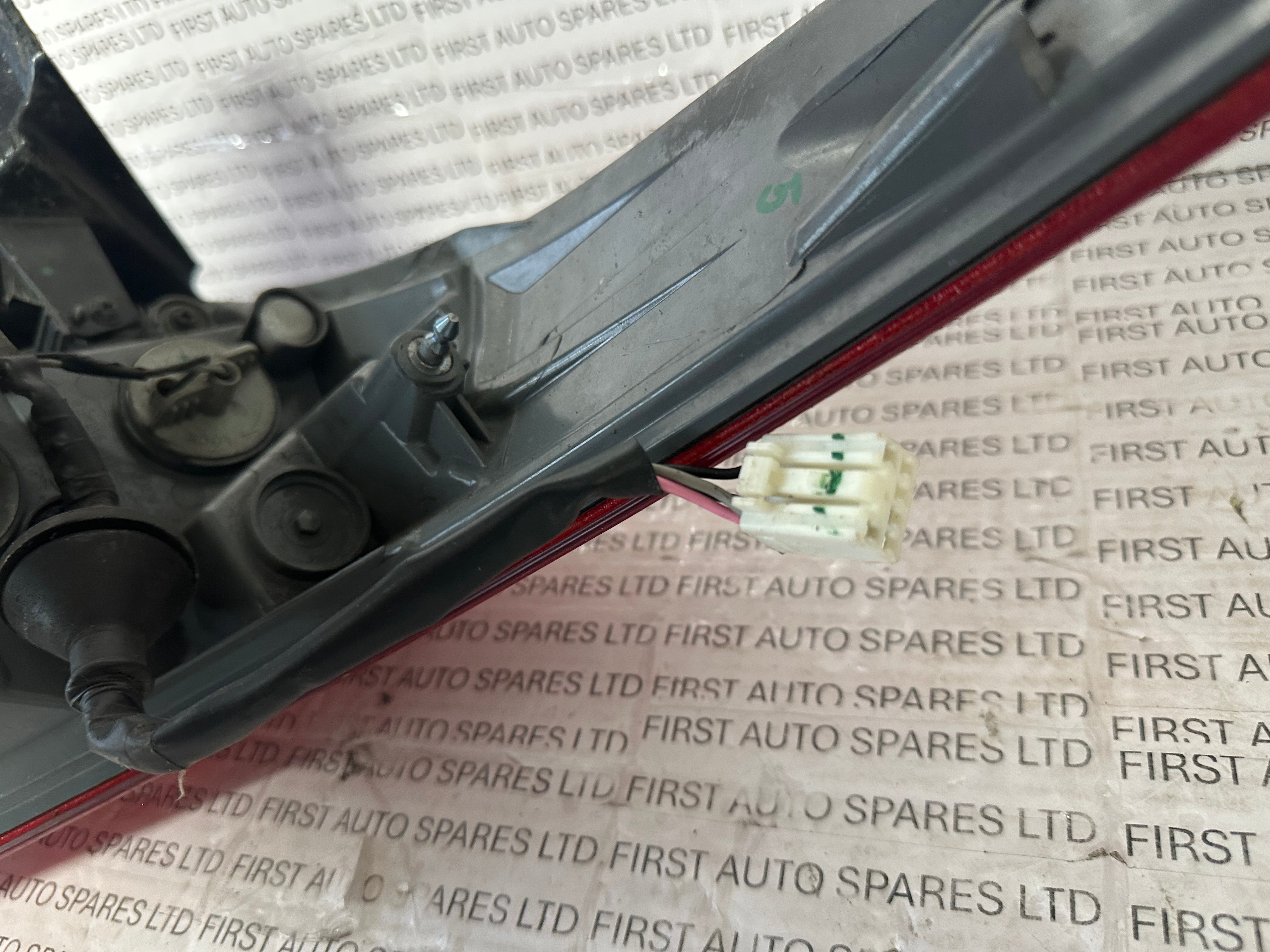 Hyundai i30 2016 MK2 Hatch Outer Left Rear Tail Light