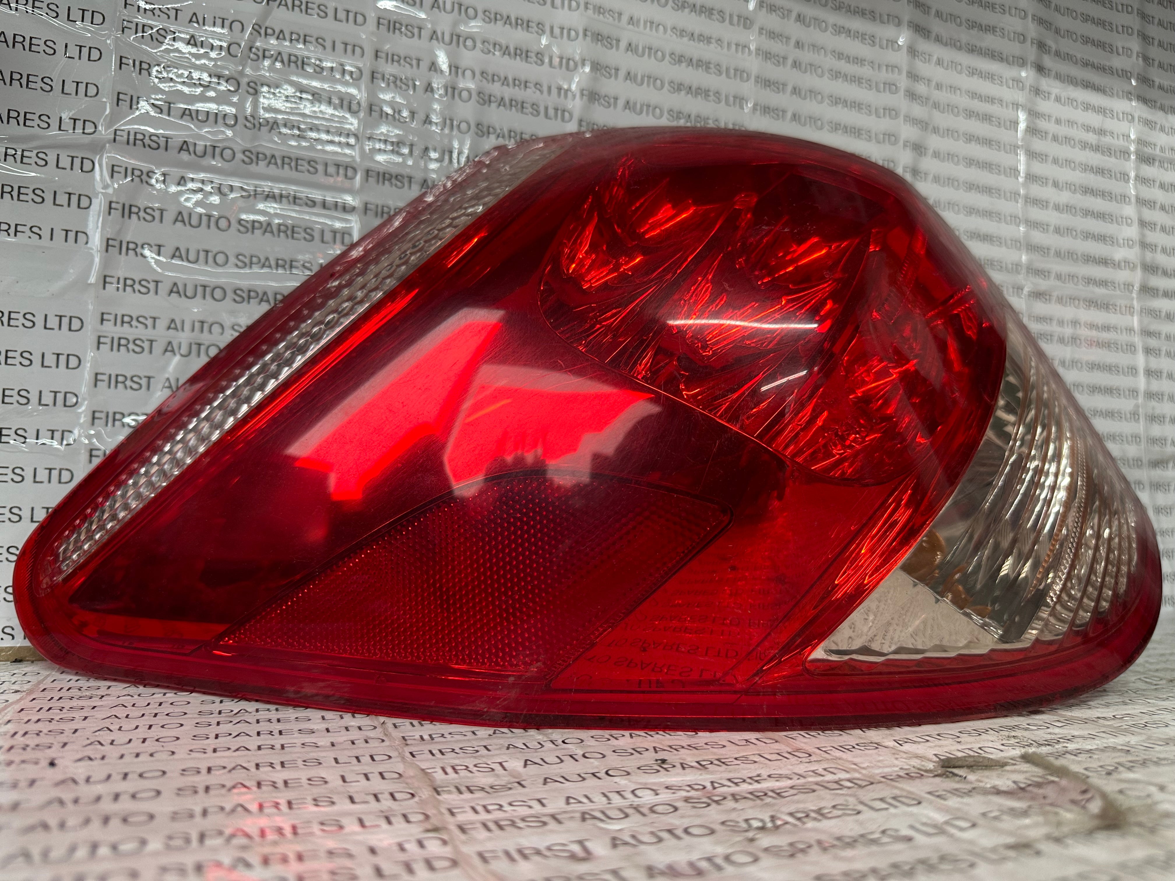 Toyota RAV4 2007 5-Door Left Rear Tail Light