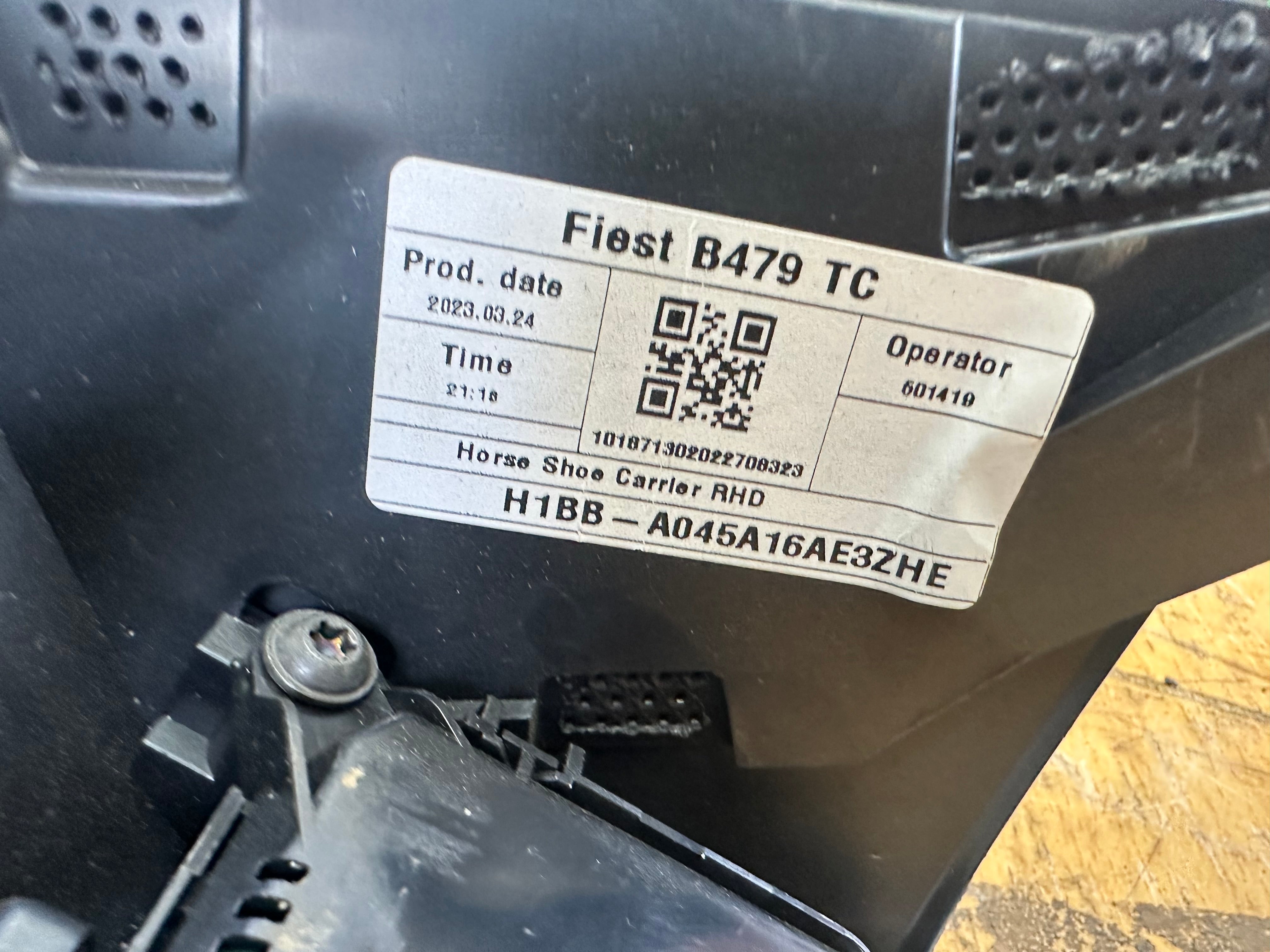 Ford Fiesta 2017-2023 Heater Control Switch Panel & Trim (M1BT-18C612-HD)