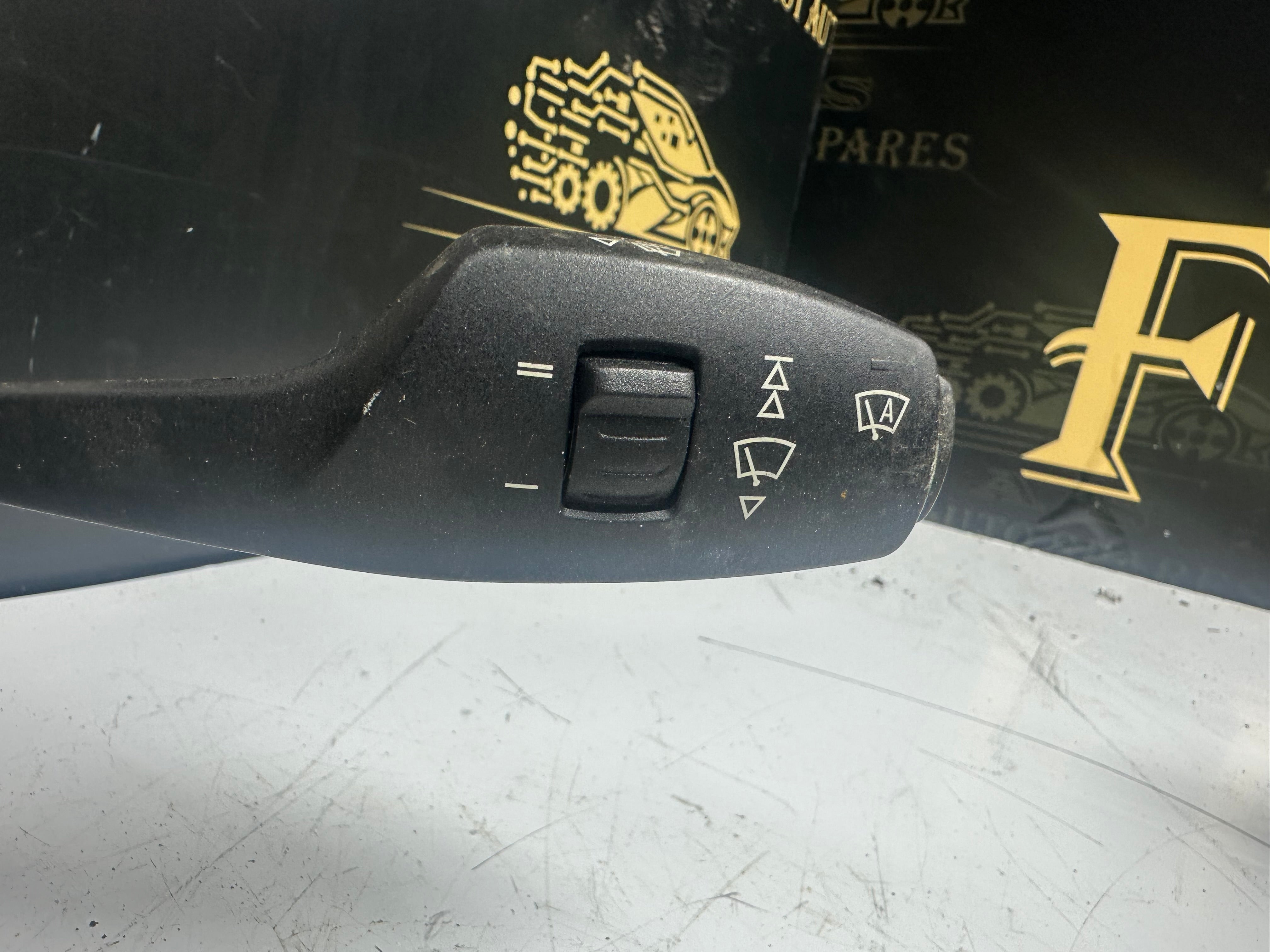 BMW 3 Series F30 320d Squib / Wiper Stalk Switch (9351140-01) (10112143-00)