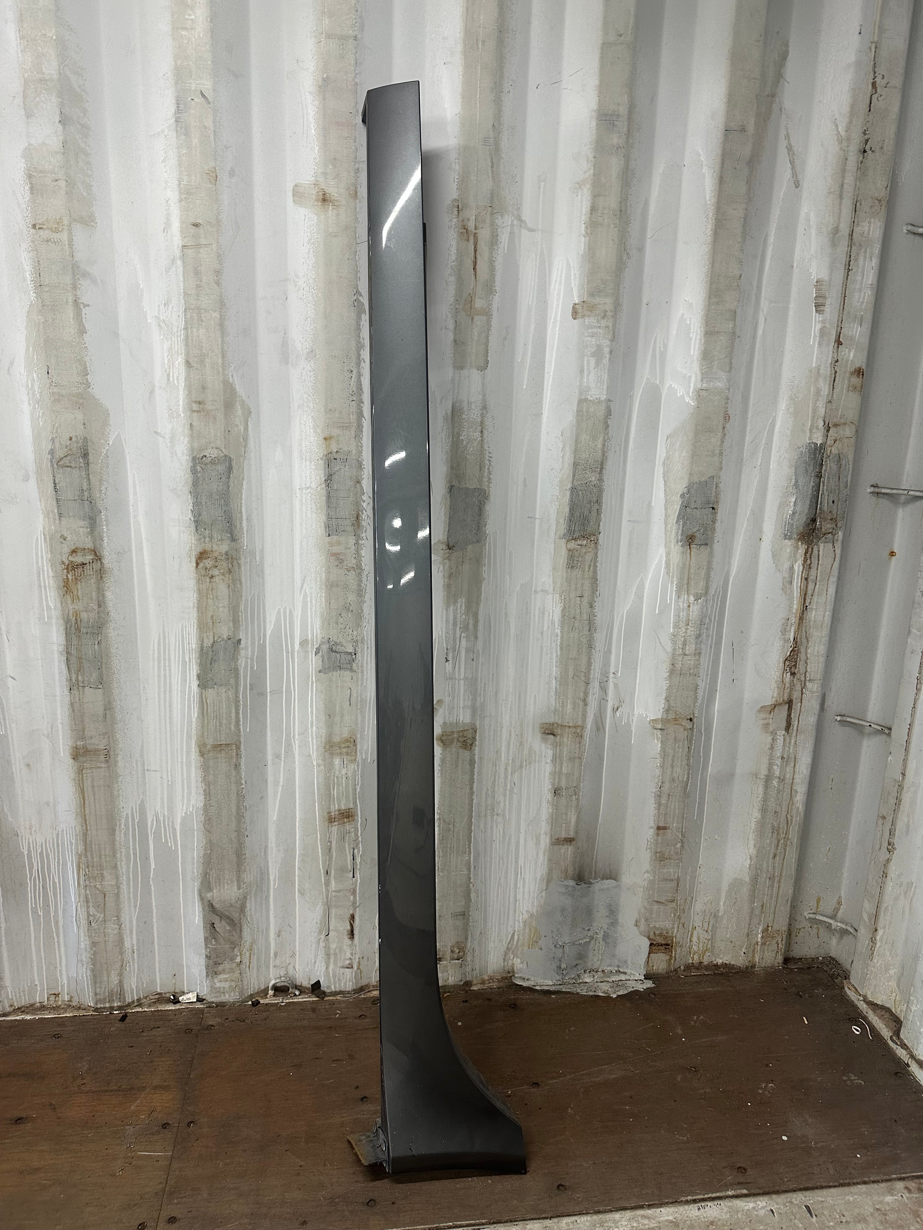 Jaguar XE Side Skirt Left – 2015–2024