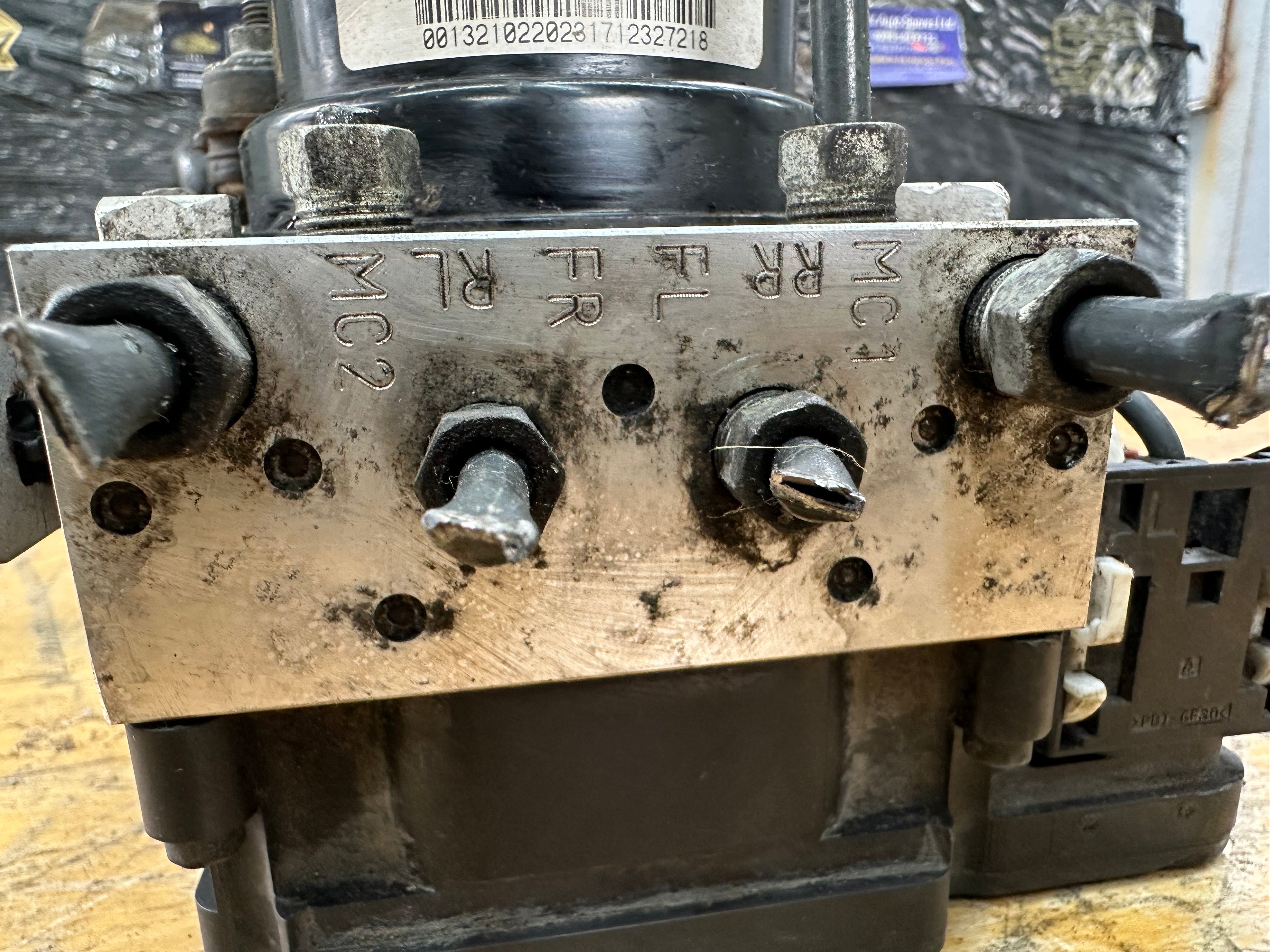 Toyota Yaris 2013 Mk3 ABS Pump (44540-0D100) (89541-0D170)