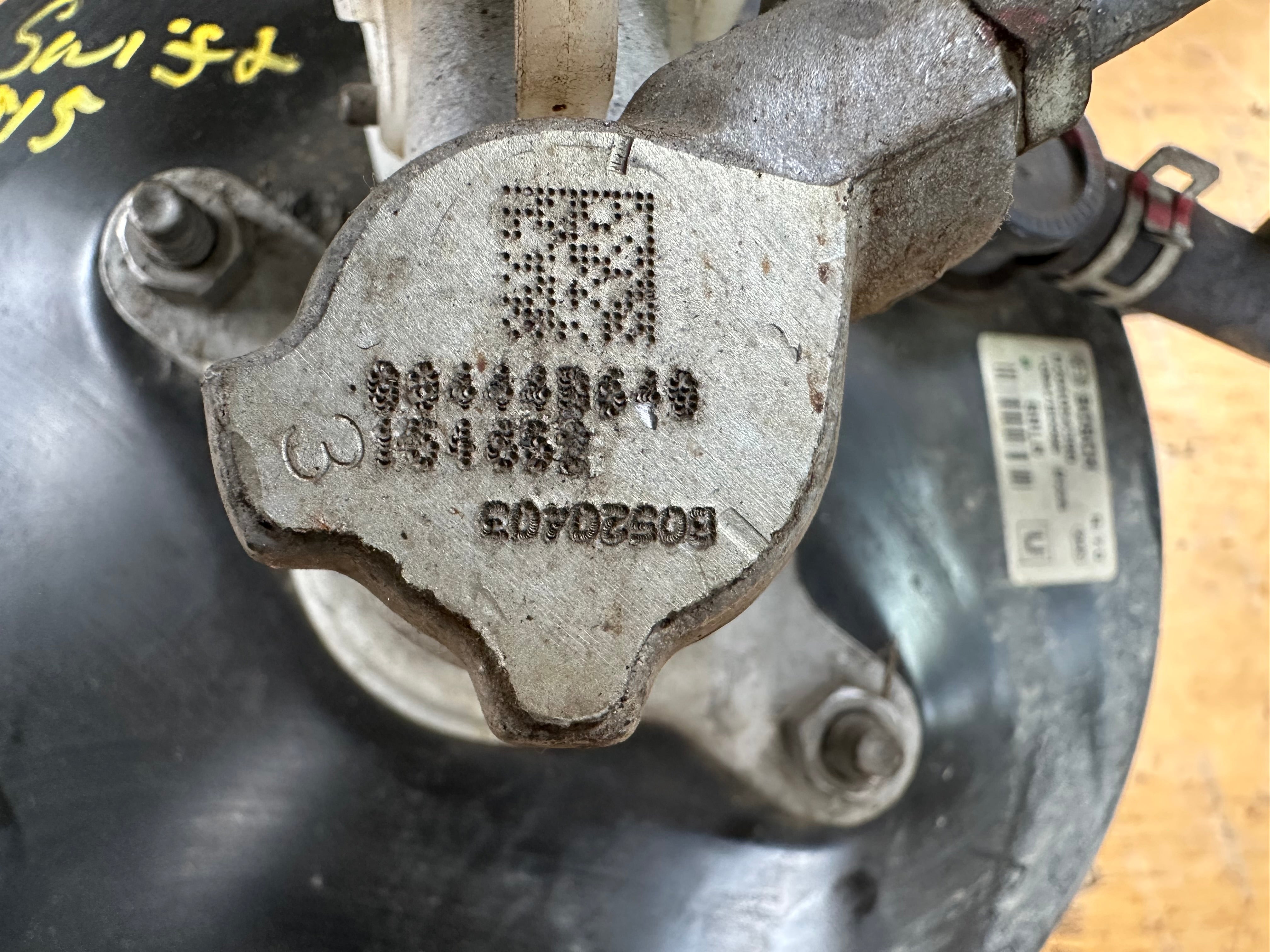 Suzuki Swift 2015 1.2 Brake Servo & Master Cylinder Bosch (0204054390)