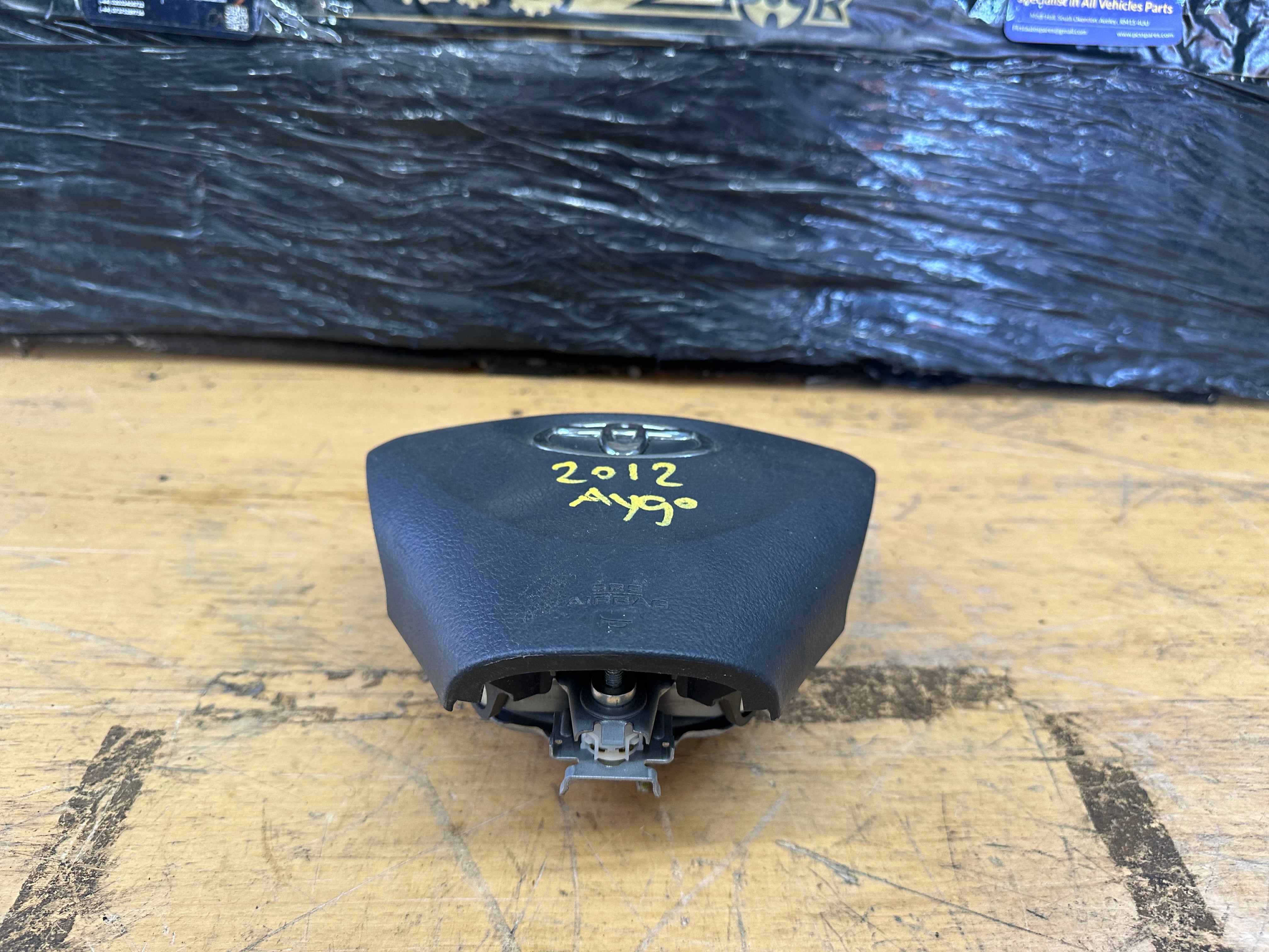 Toyota Aygo 2012 Steering Wheel Aiir bag (E8XN2088571)