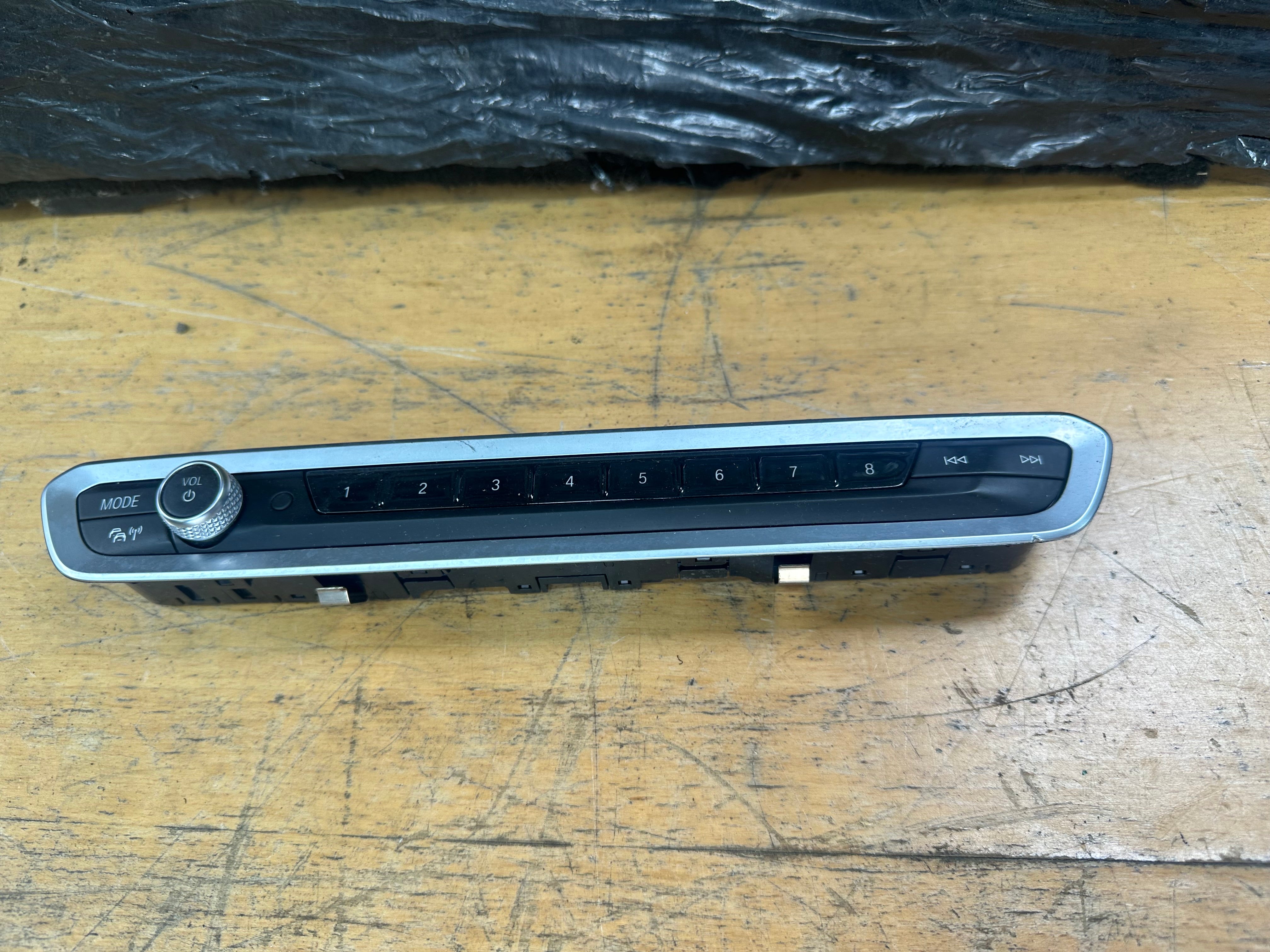 BMW X5 Series G05 2019 Audio Control Radio/Stereo Switches (7949327-03) (7949327)