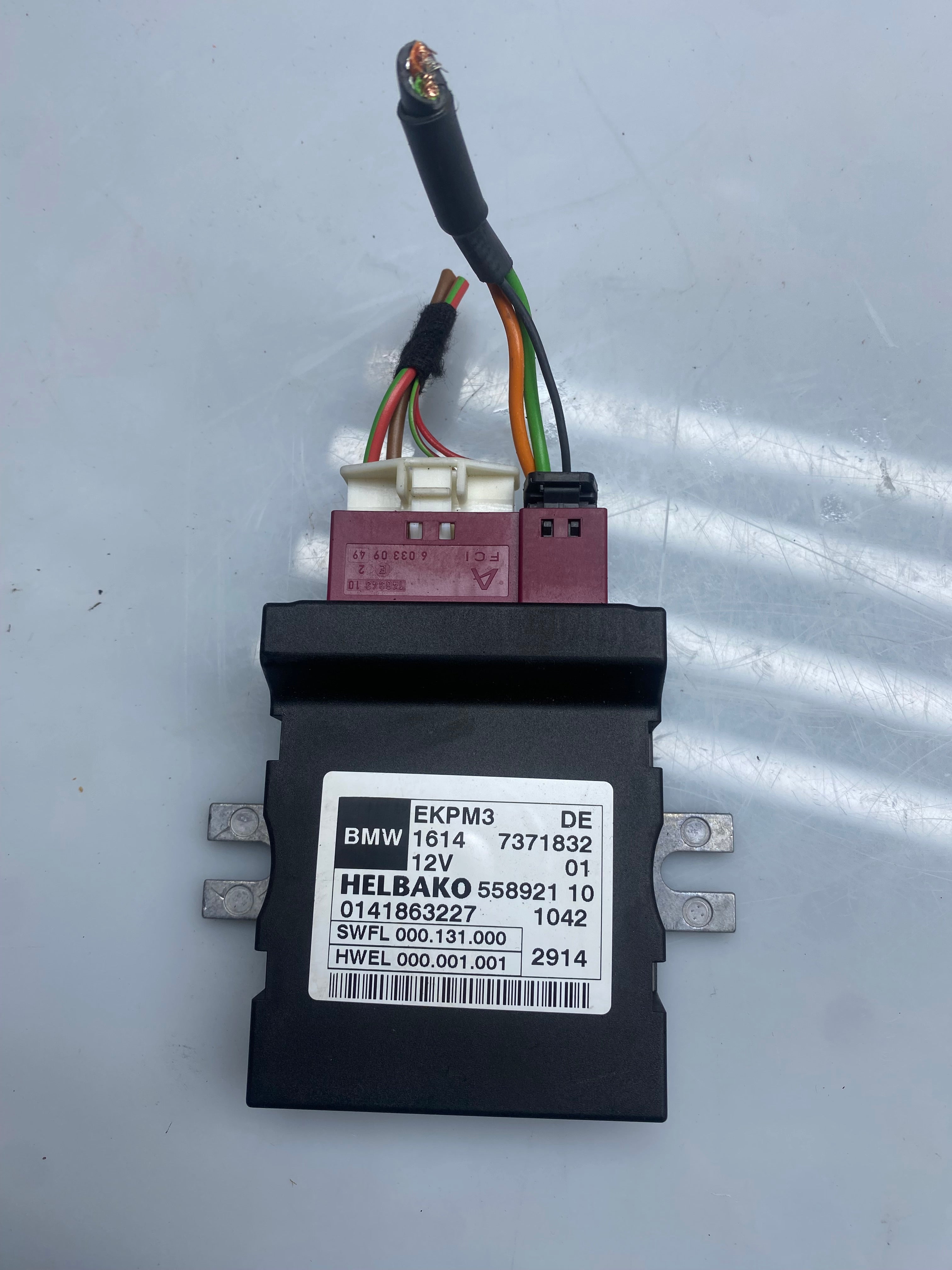 BMW 5 Series F10 Fuel Pump Control Module Unit 2011–2016 (558921-10)