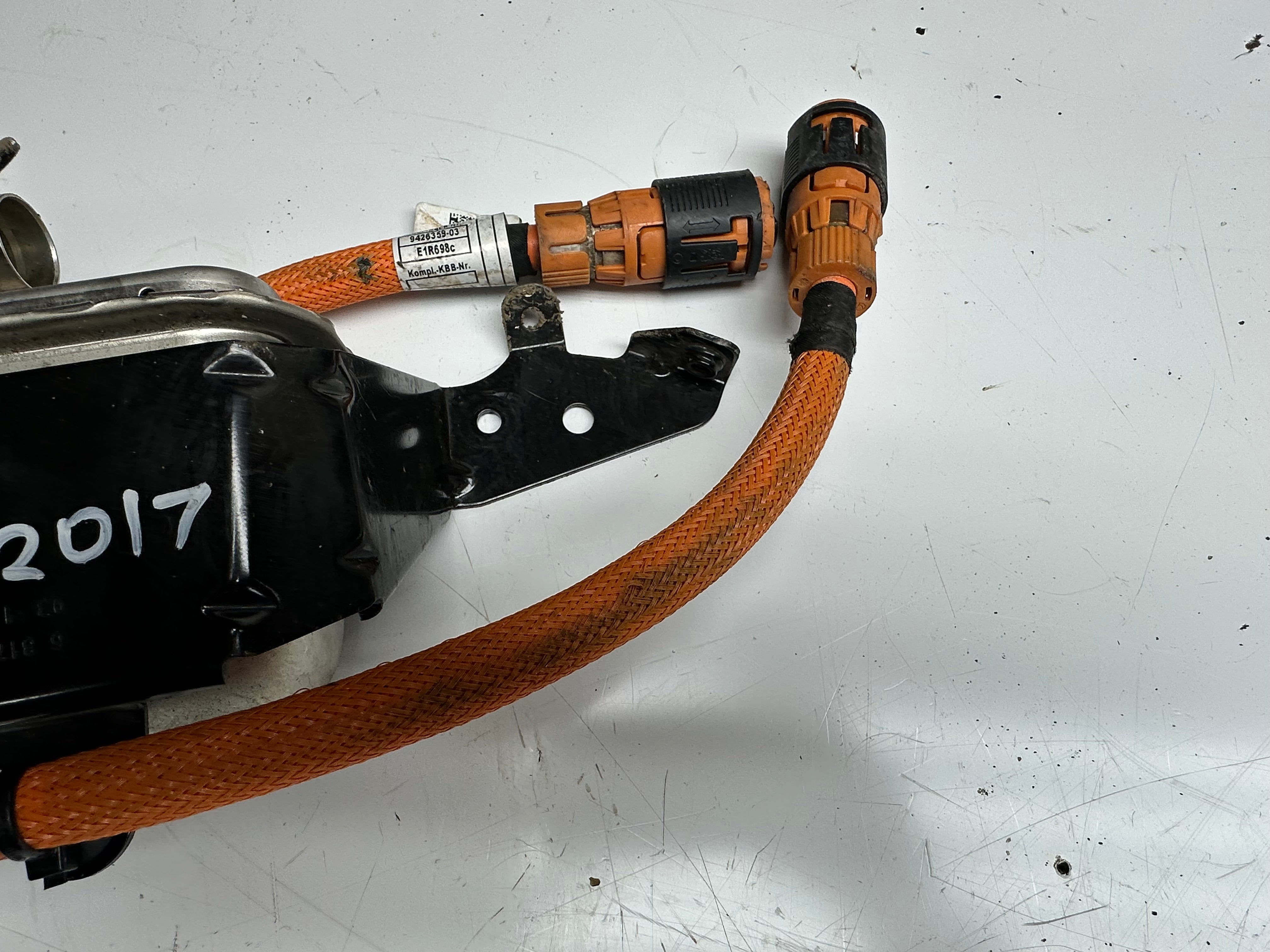 BMW 3 Series G20 G21 Hybrid Battery Auxiliary Heater Coolant (9873688-01)