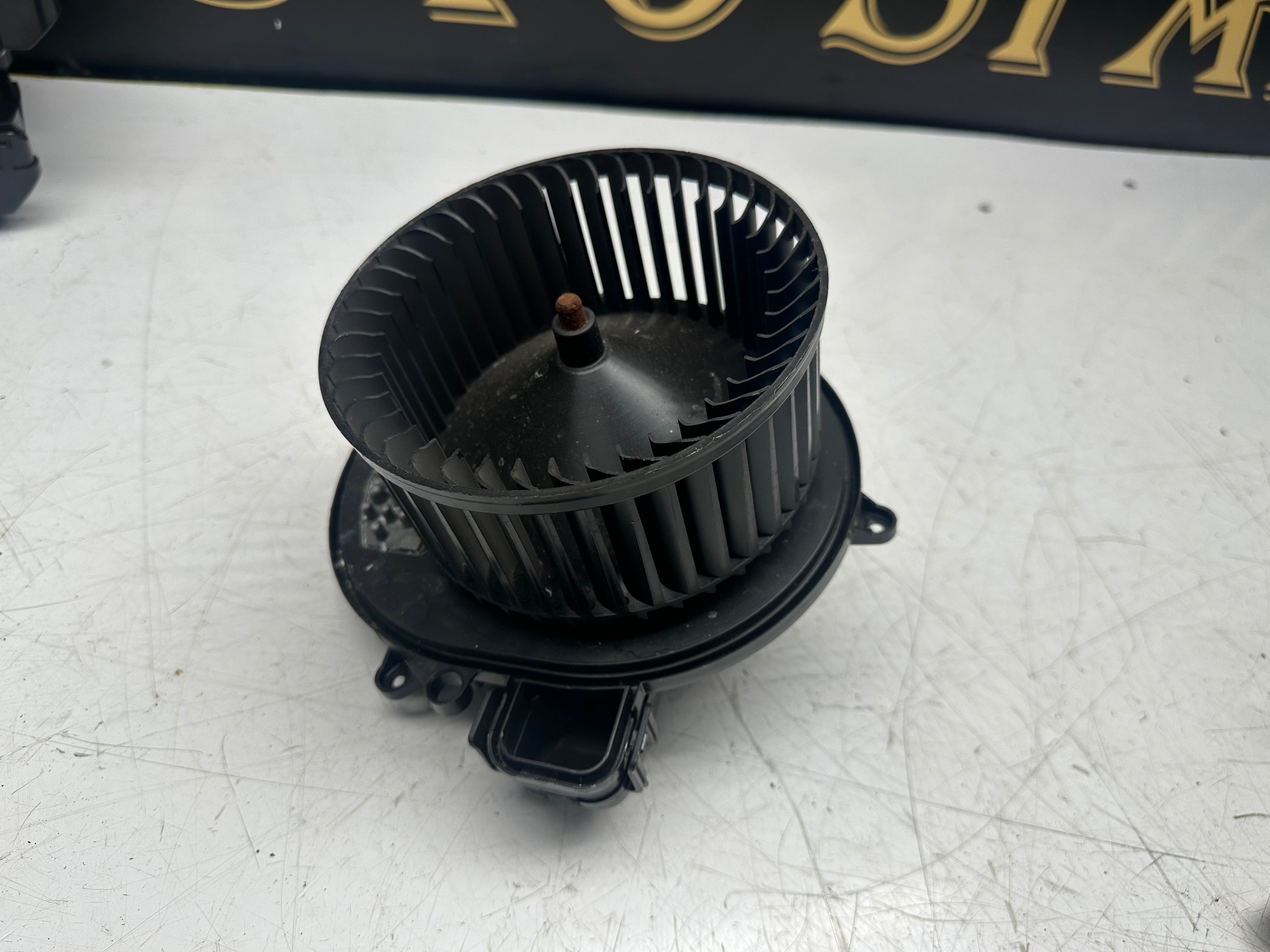 BMW 1, 2, 3, 4 Series F Series 2015–2018 Heater Blower Motor (T967354) (T947769)