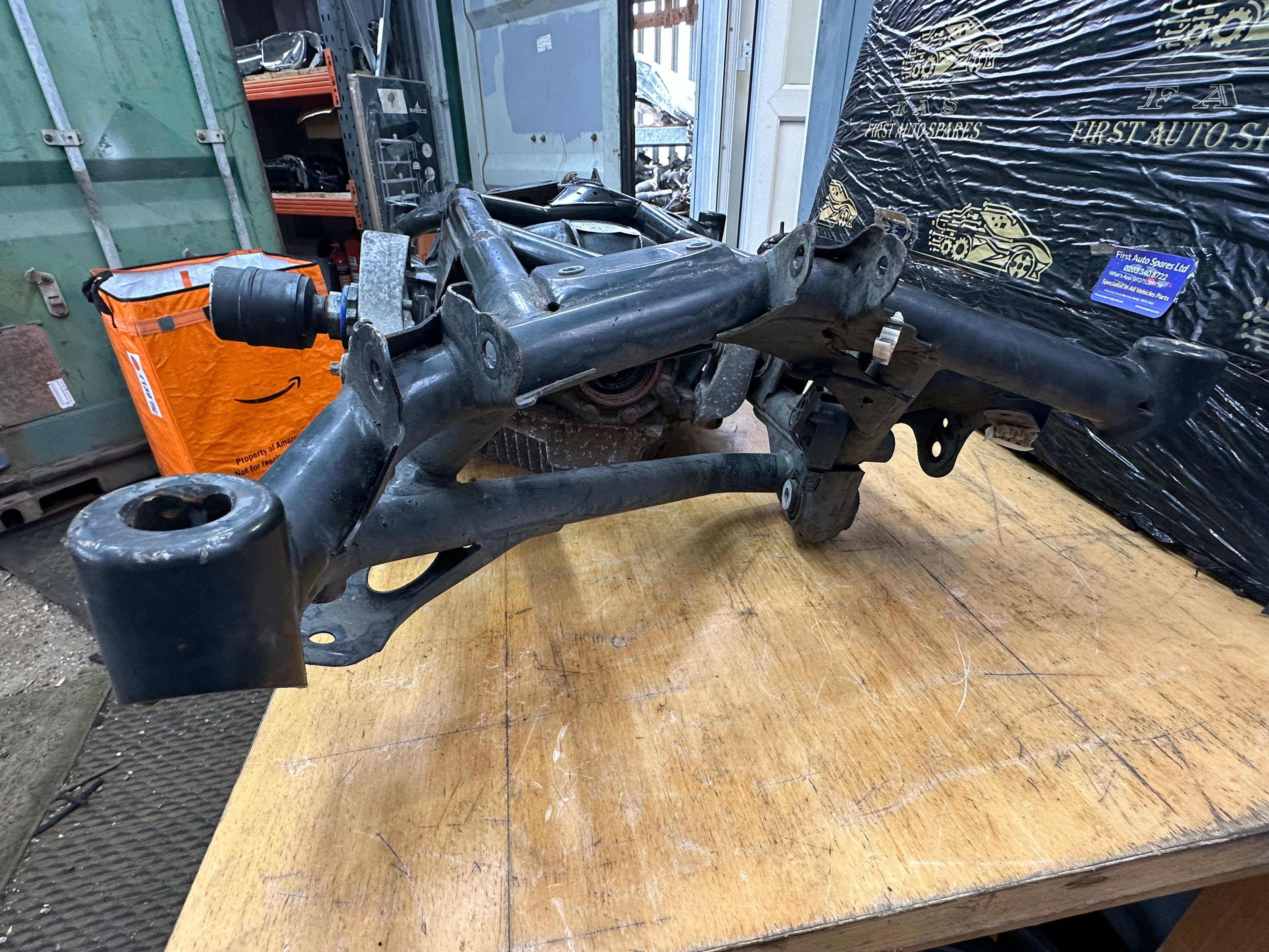 BMW M2 M3 M4 Rear Differential with Subframe Complete 3.46 Ratio LSD (8090473)