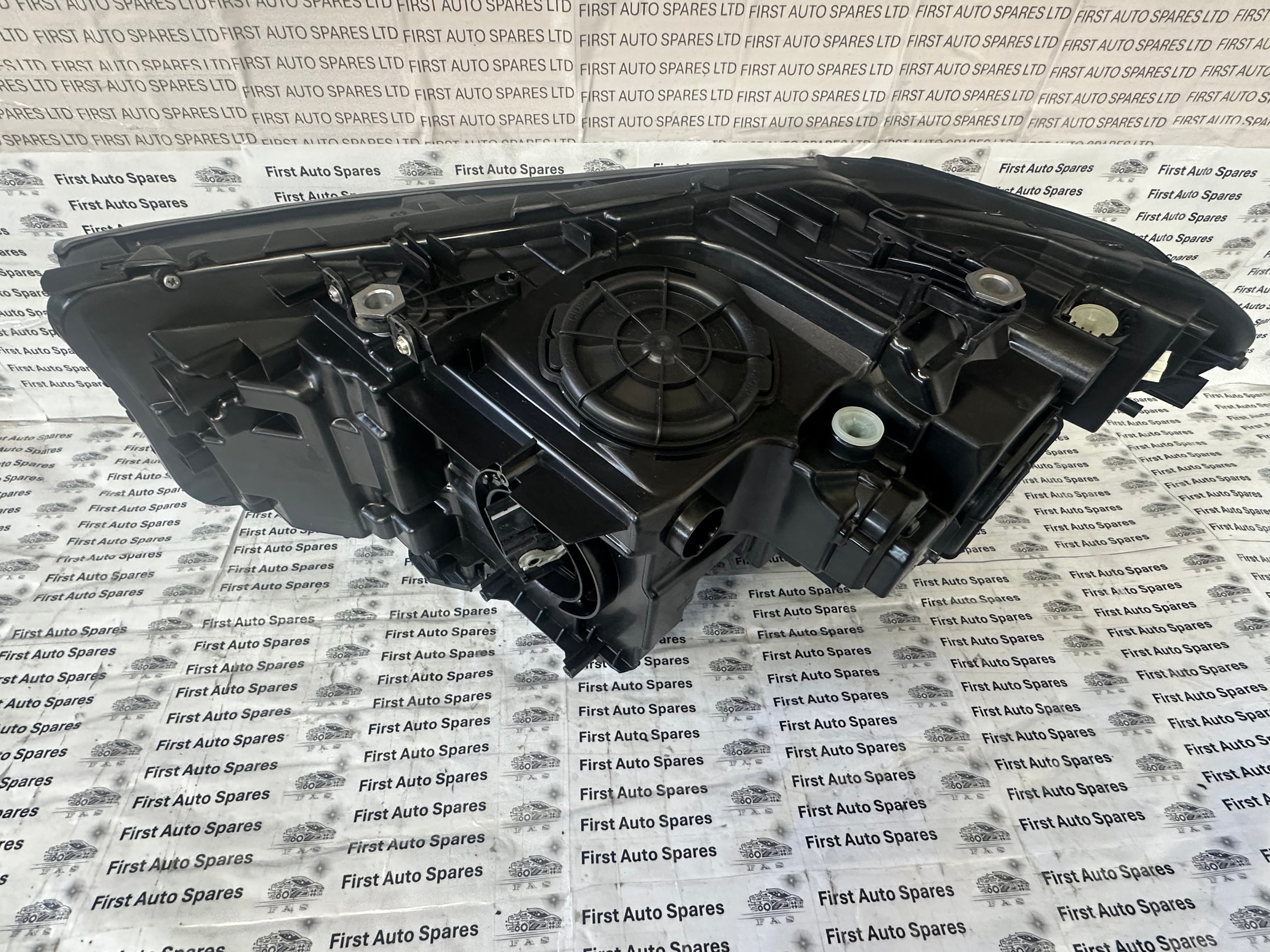 BMW 5 Series Adaptive LED Right Headlight G30 G31 F90 (7214962-02)