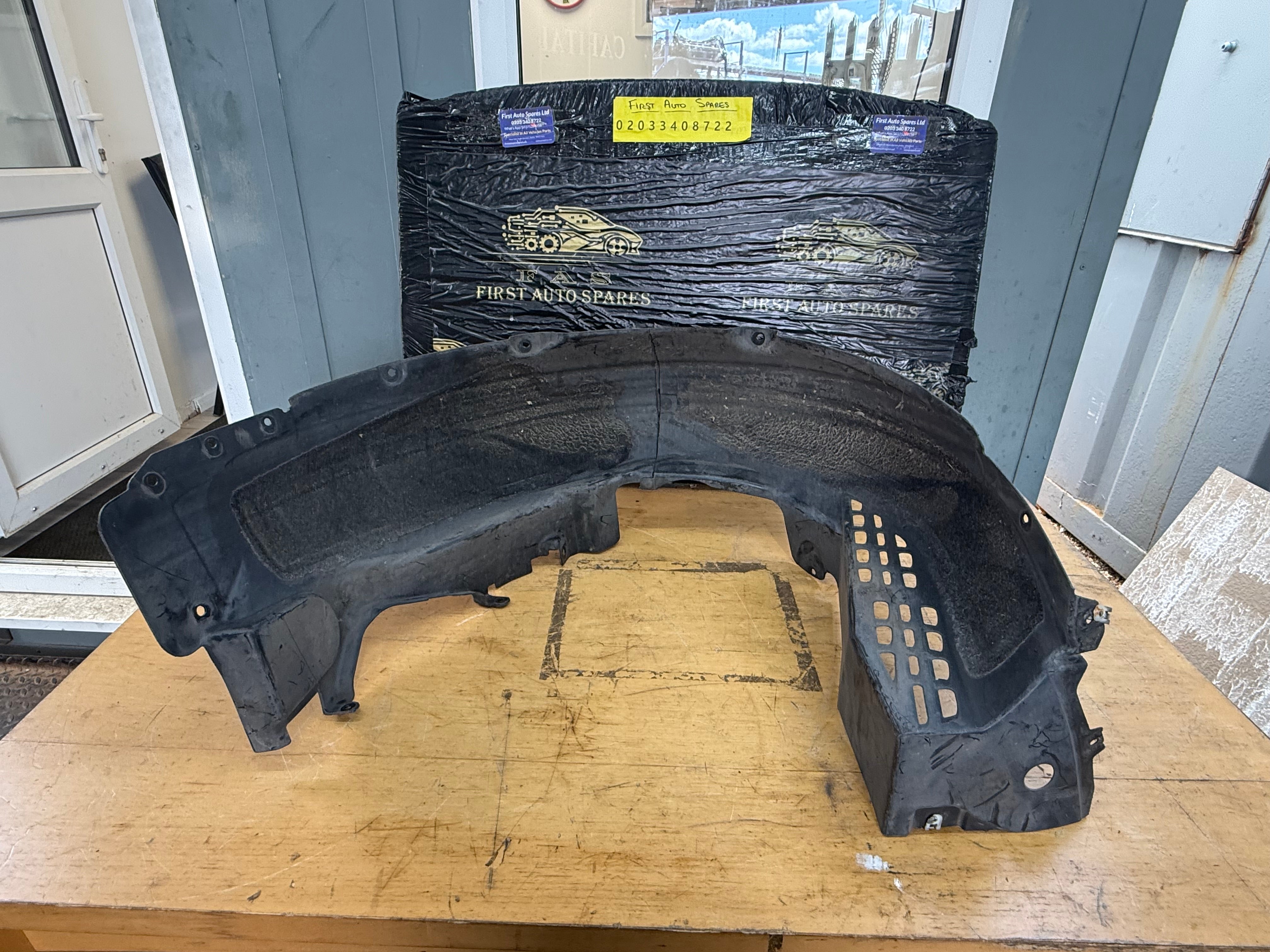 BMW i3 2013–2021 Rear Left Wheel Arch Liner N/S/R (7394079)