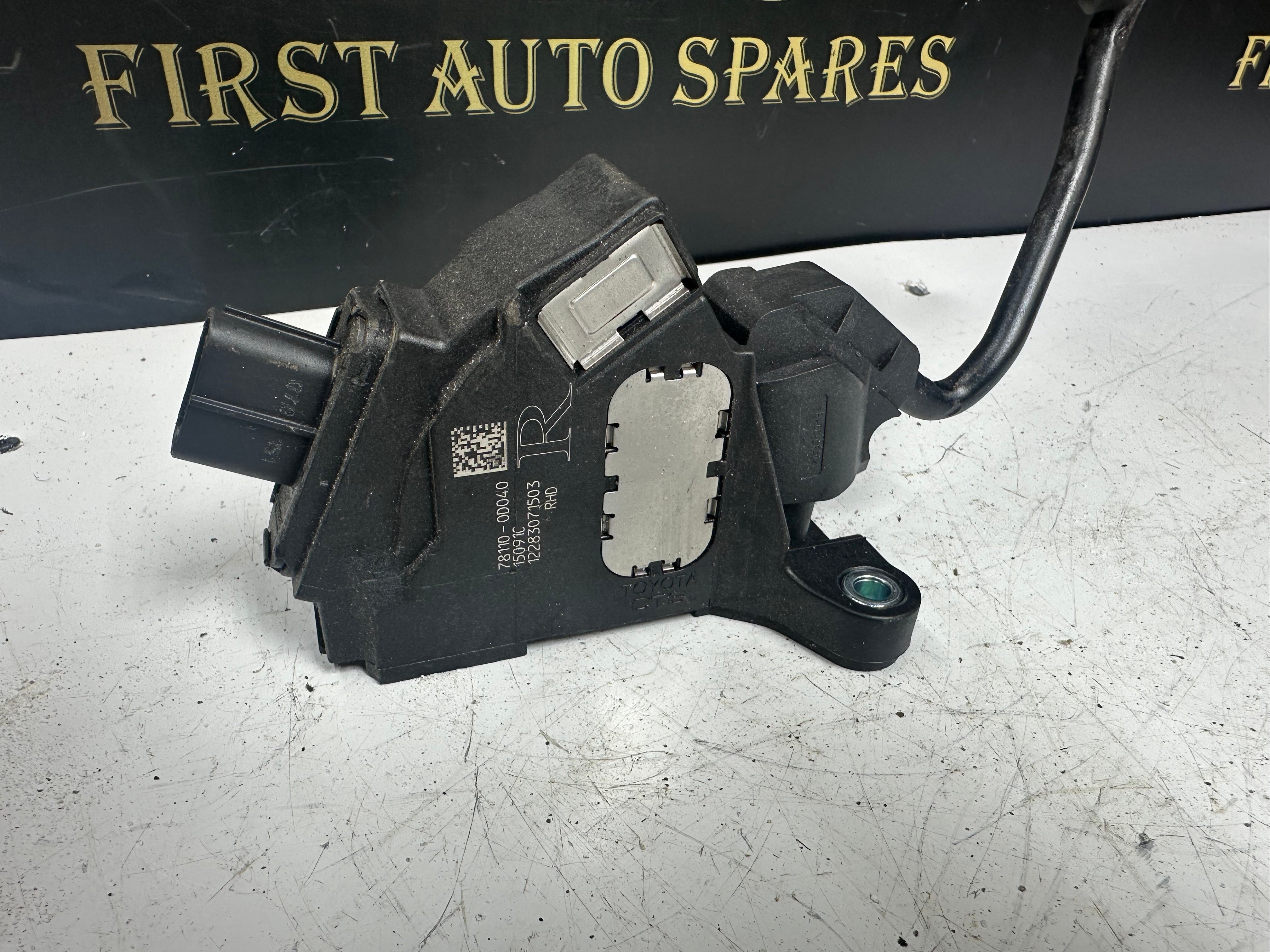 Toyota Yaris Electric Accelerator Throttle Pedal (78110-ODO4O)