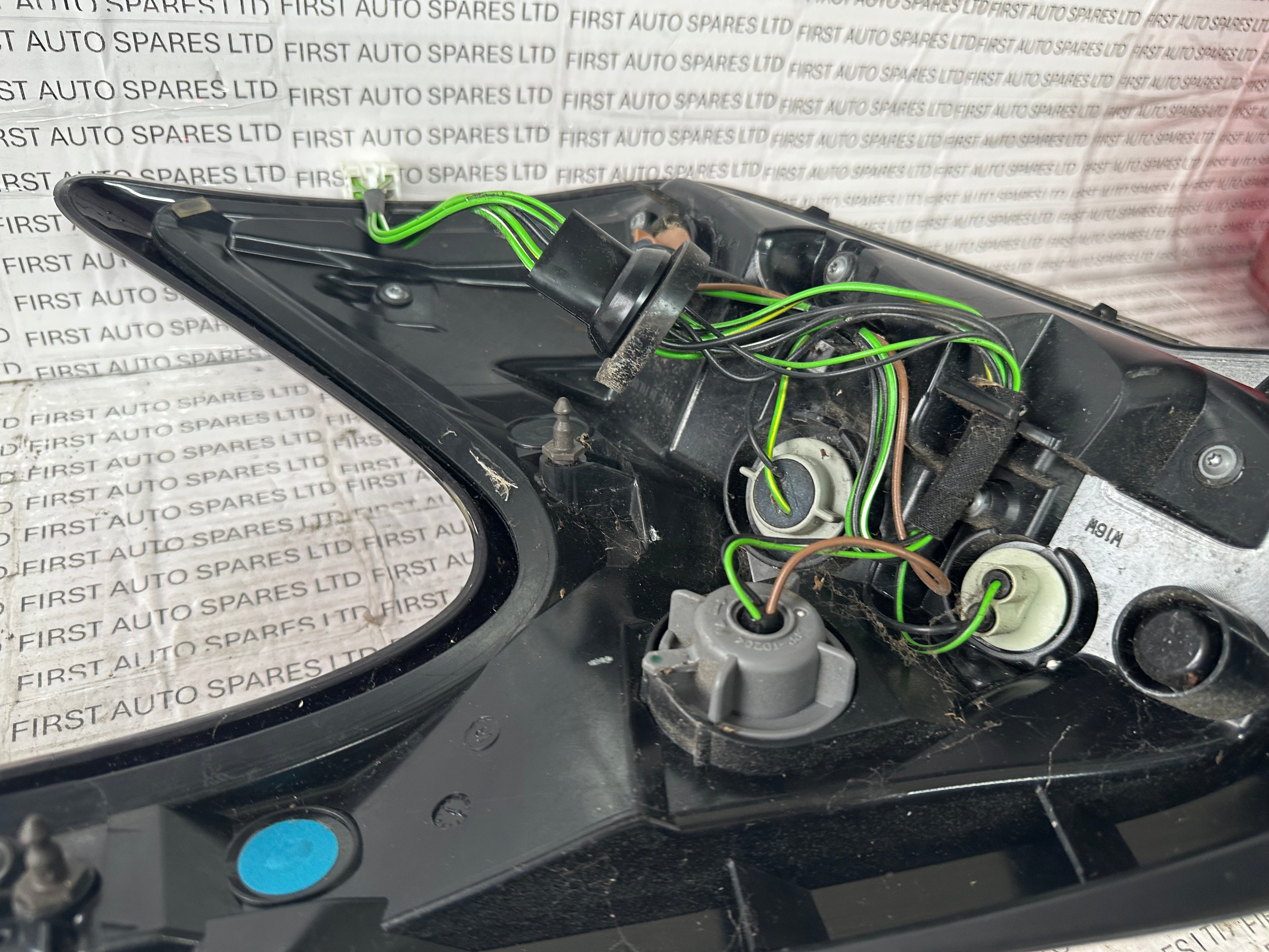 Nissan Juke MK1 F15 2016 Left Rear Tail Light (26555 BV80B, RJK14)