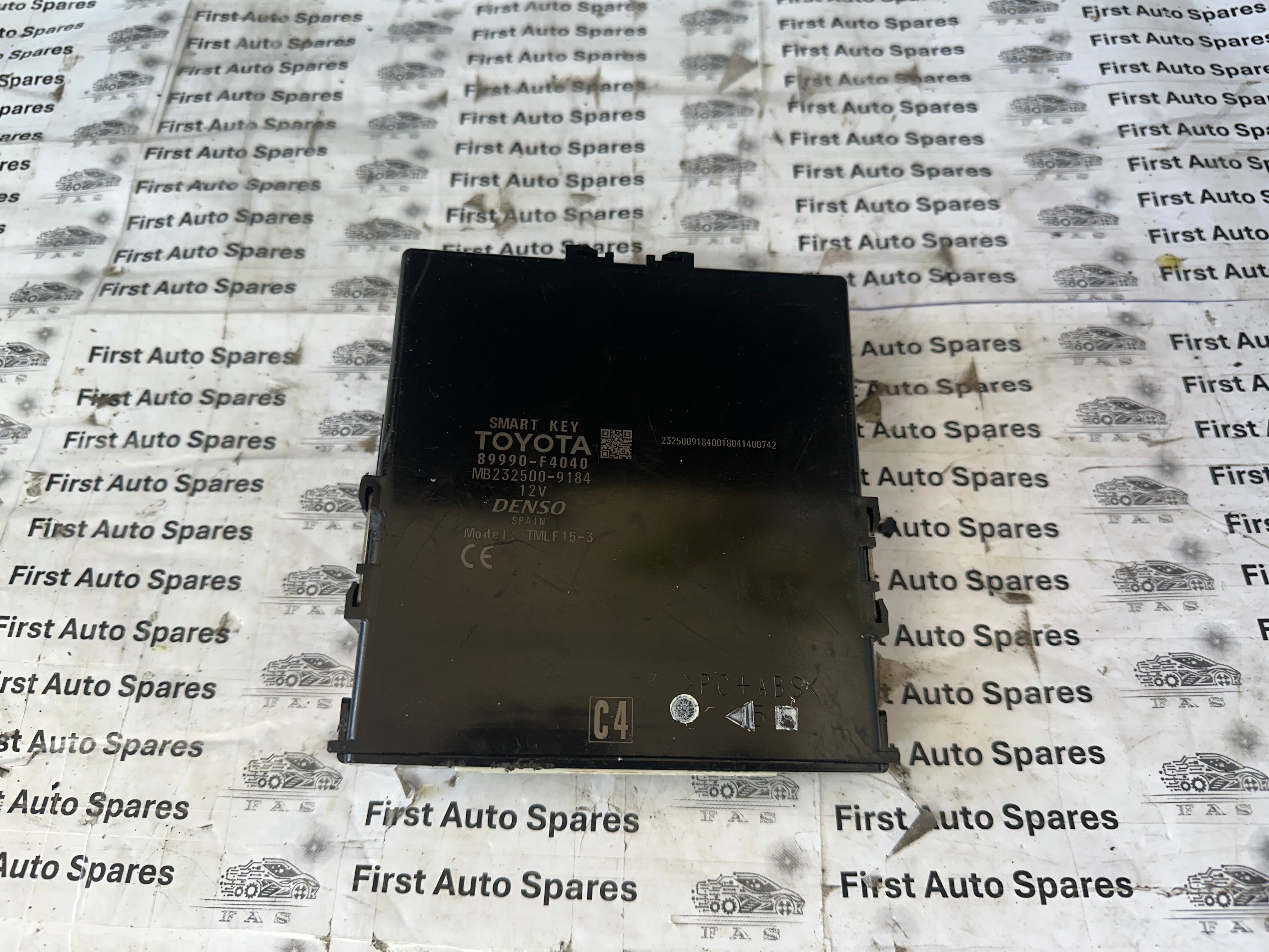 Toyota C-HR 2016–2023 Smart Key Control Module Unit (89990-F4040)