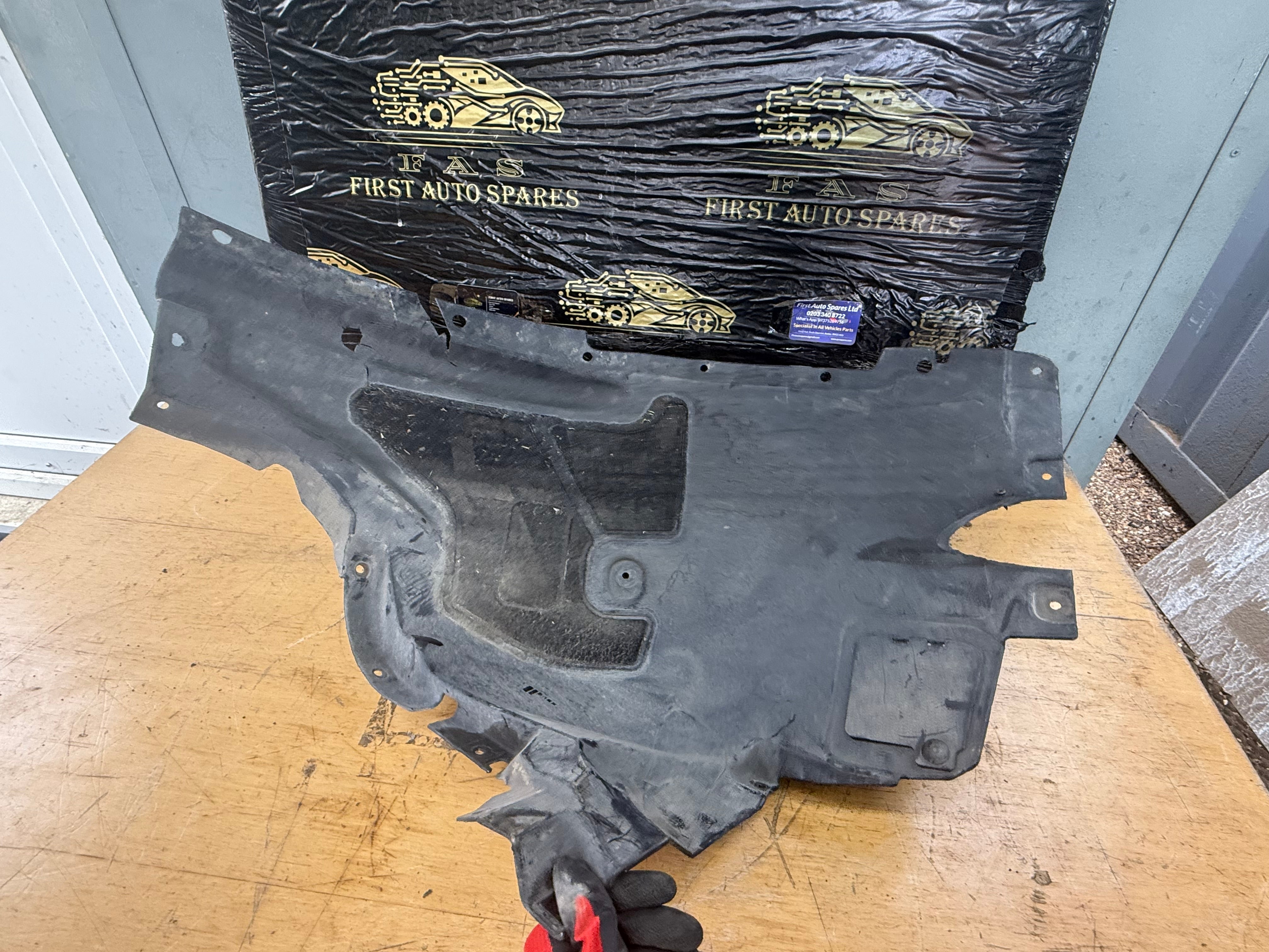 BMW X5 2017 Right Driver’s Side Front (O/S/F) Wheel Arch Cover Liner (7290854)