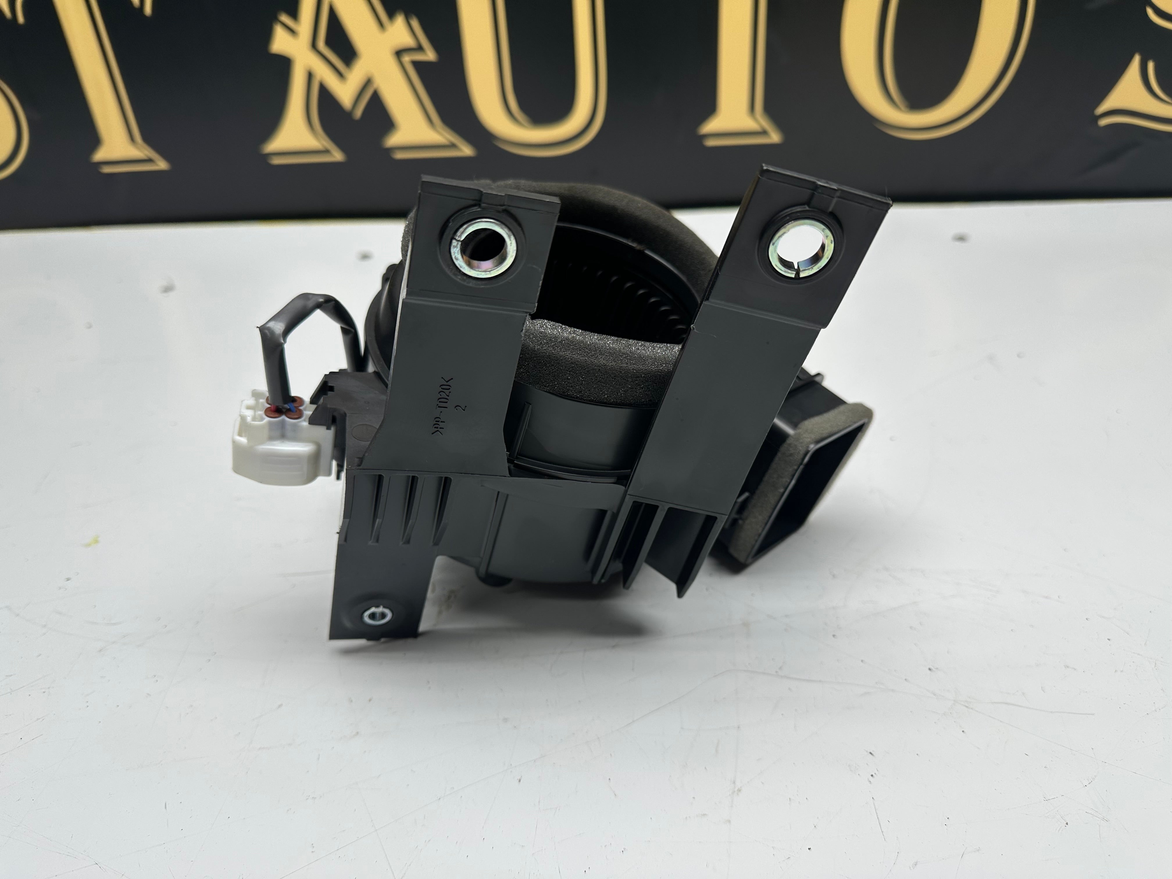 Toyota Prius 2017 Battery Cooling Fan Blower Motor (G9230-47050) (BASF510B20) (2204010779)