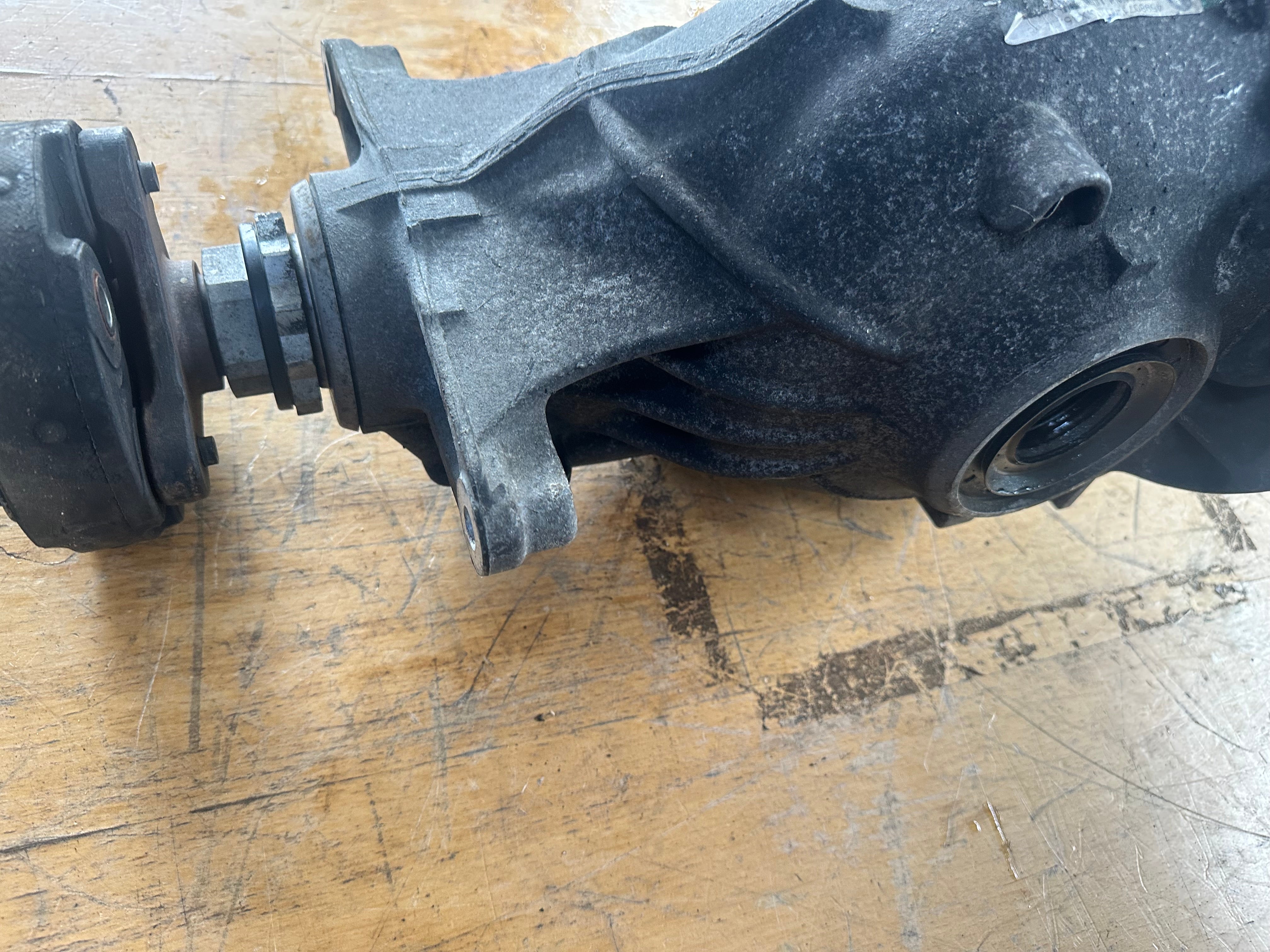 BMW 5 Series F10 F11 Manual Transmission Differential 3.38 (4598071) (4598071-01)