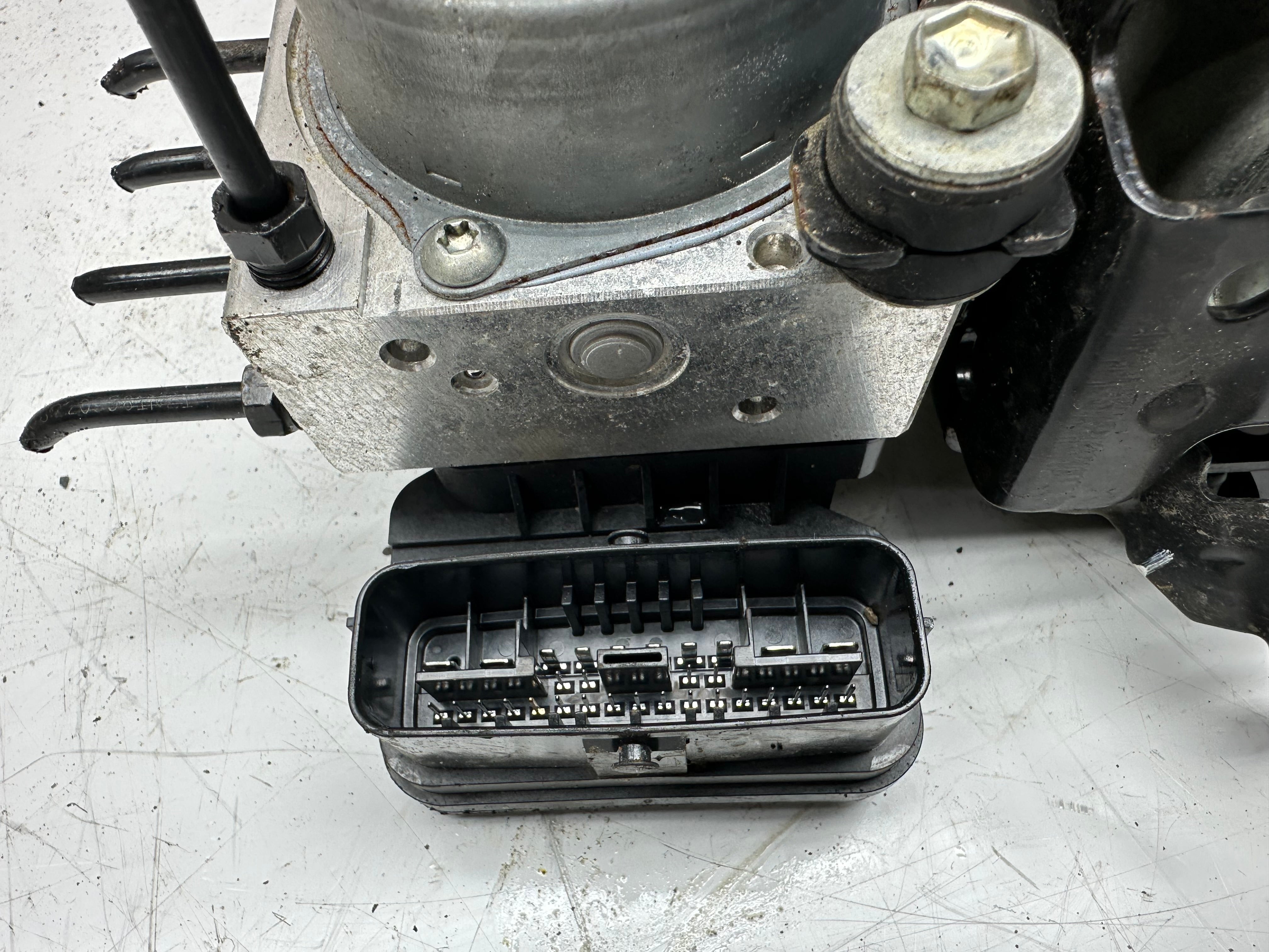 Toyota Corolla e21 ABS Pump  2021 (44510-12600) (113040-41900) (89541-12050)