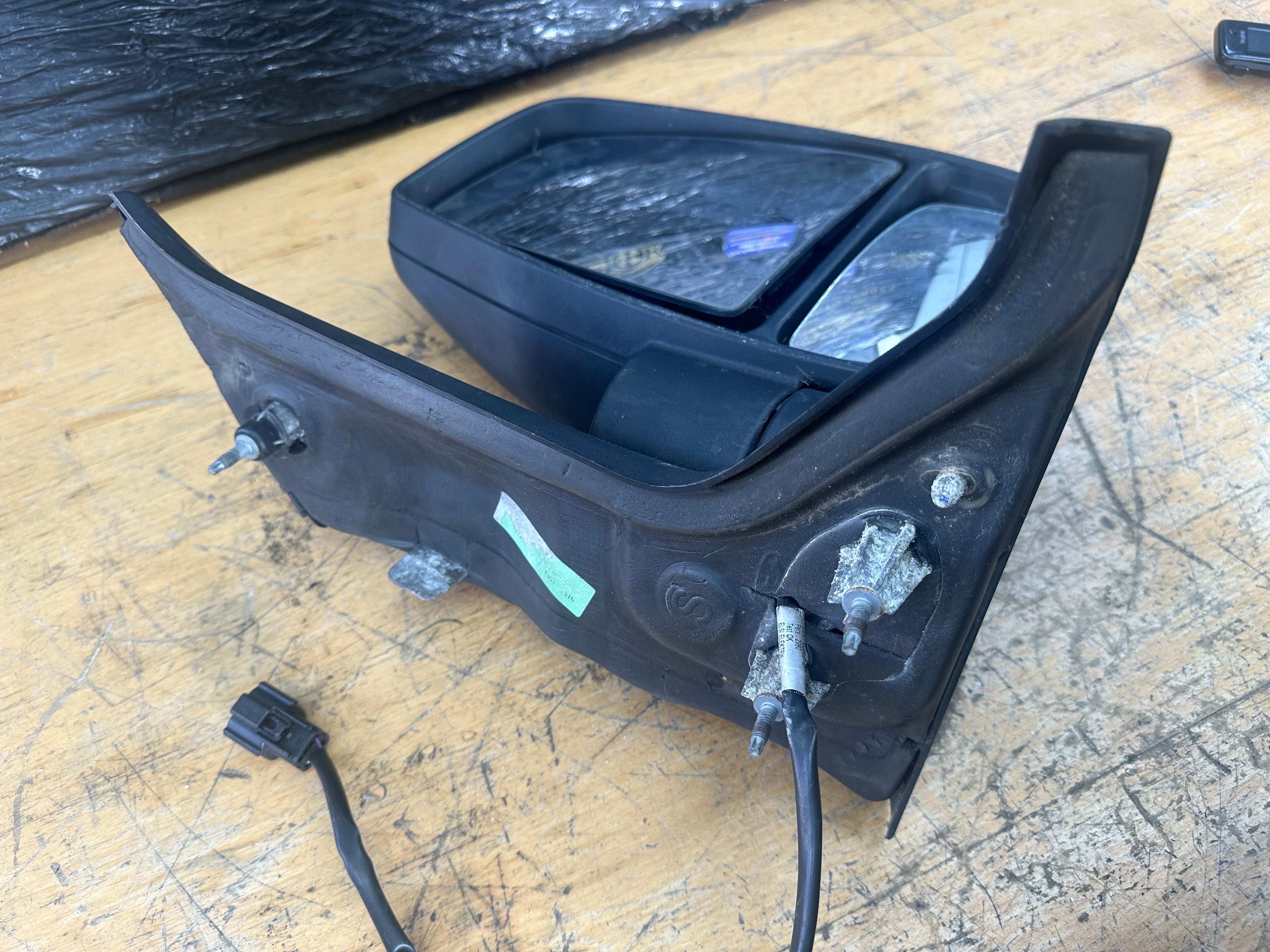 Ford Transit 2021 Mk8 Manual Driver Right Side Wing Mirror (BK31-17682)