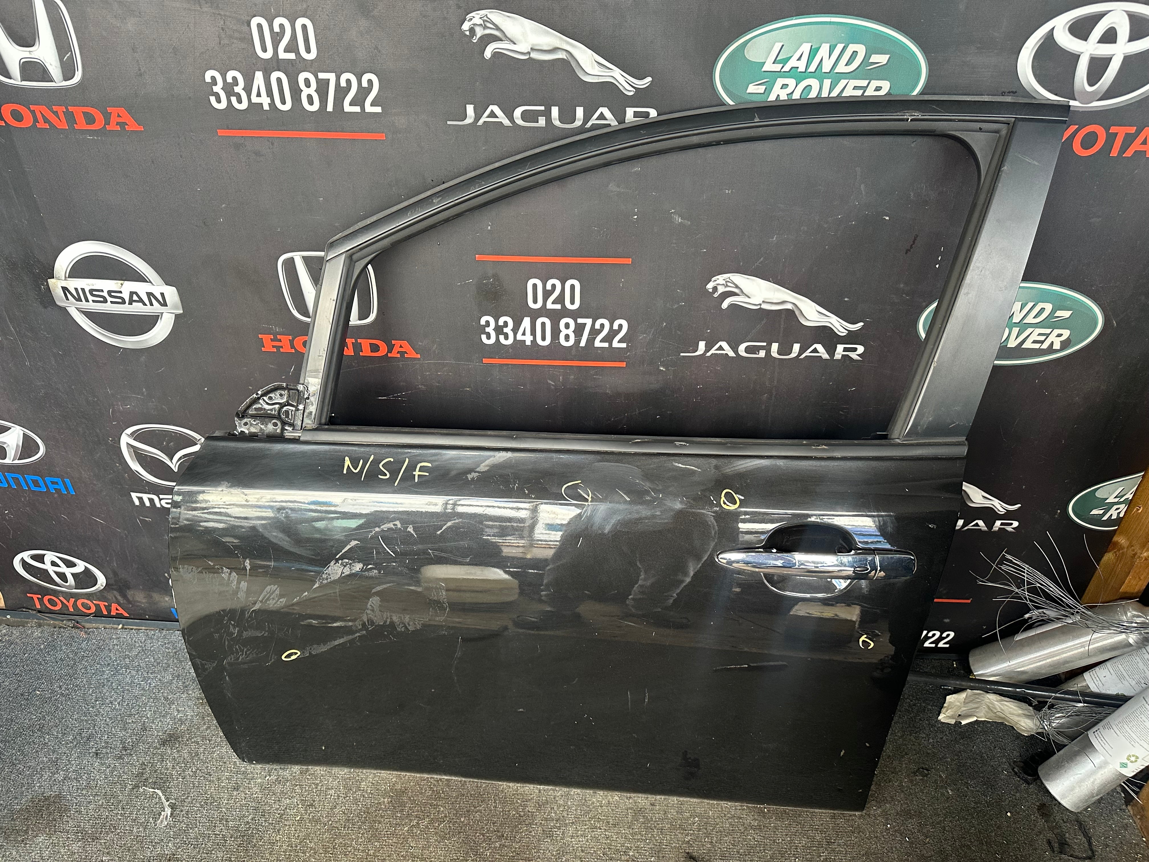 Nissan Leaf 2022 N/S/F Left Front Door